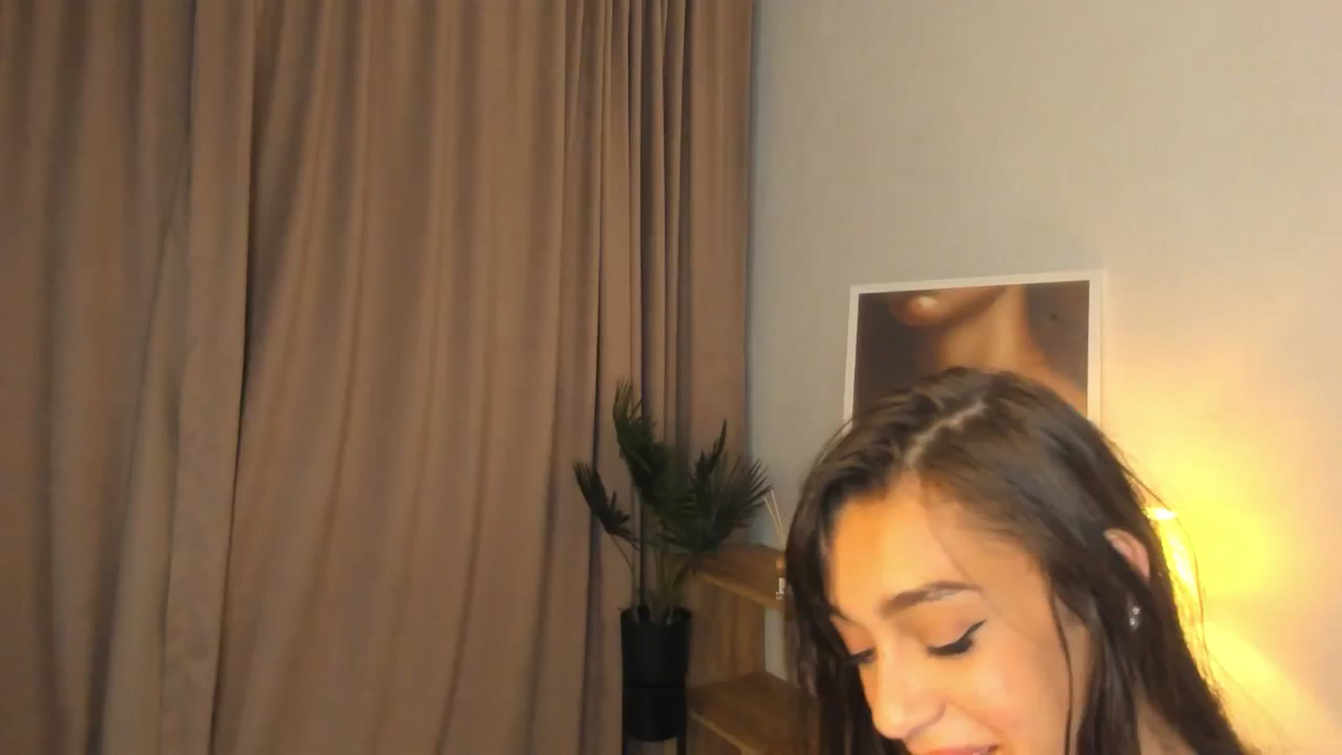 Gallery image thumbnail from Jeniferr_Star's myfreecams stream on, 09/09/2025, 01:39 image 1 of 20