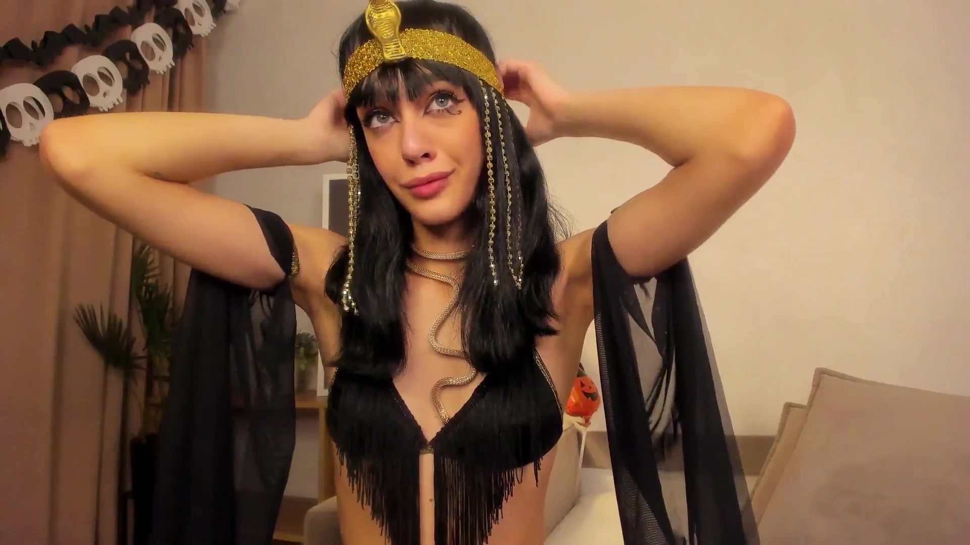 Gallery image thumbnail from Jeniferr_Star's myfreecams stream on, 10/27/2025, 01:25 image 19 of 20
