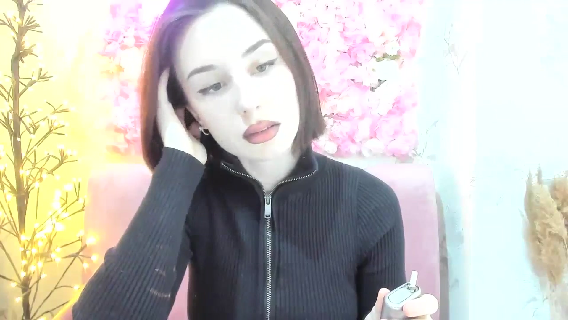 Gallery image thumbnail from JenifferBrown's myfreecams stream on, 01/02/2024, 08:34 image 3 of 20