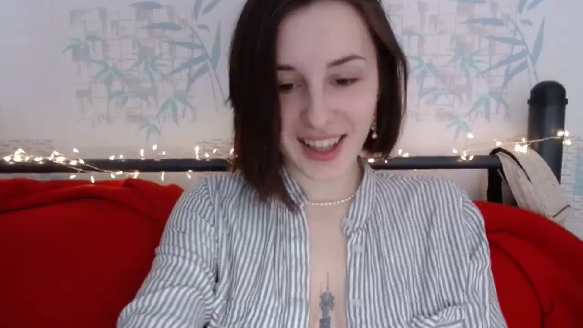 Gallery image thumbnail from JenifferBrown's myfreecams stream on, 01/06/2024, 10:55 image 16 of 20
