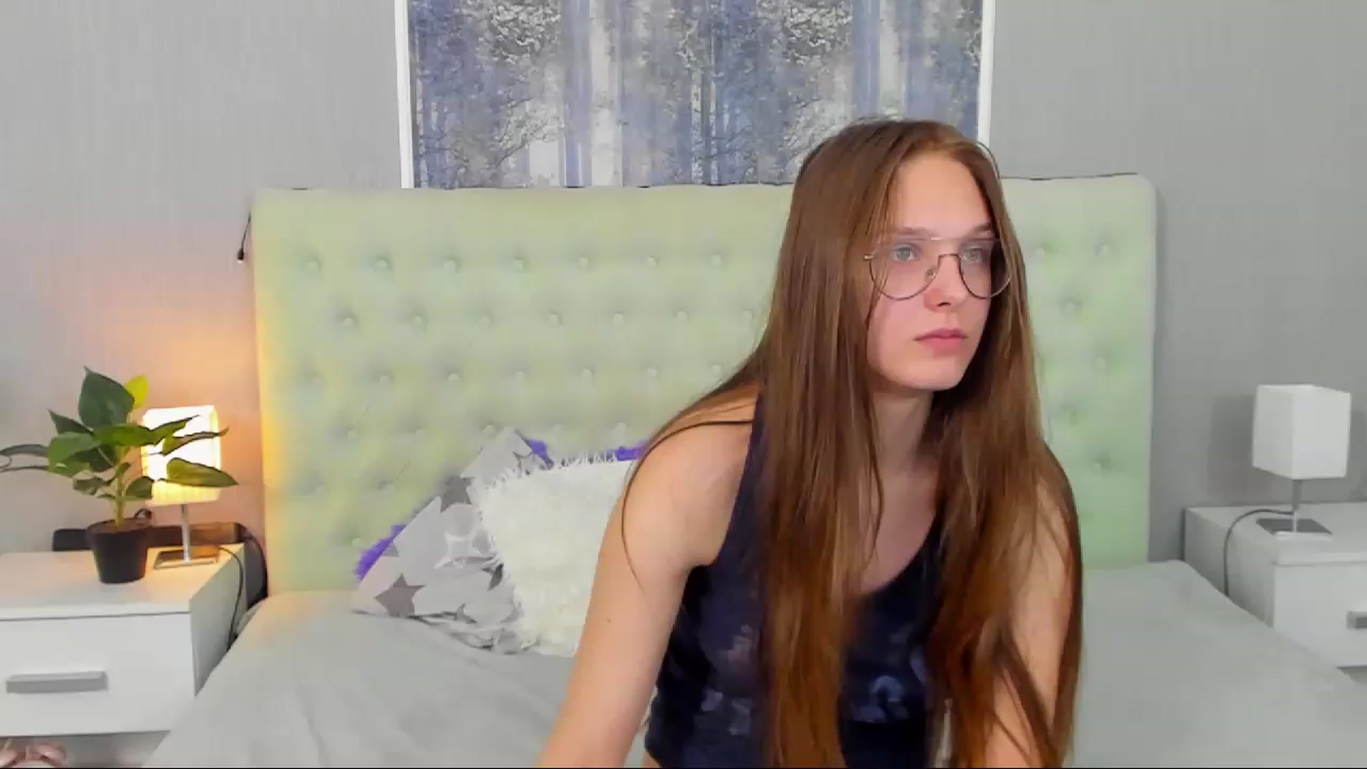 Gallery image thumbnail from JenifferLux's myfreecams stream on, 11/20/2022, 19:17 image 6 of 20