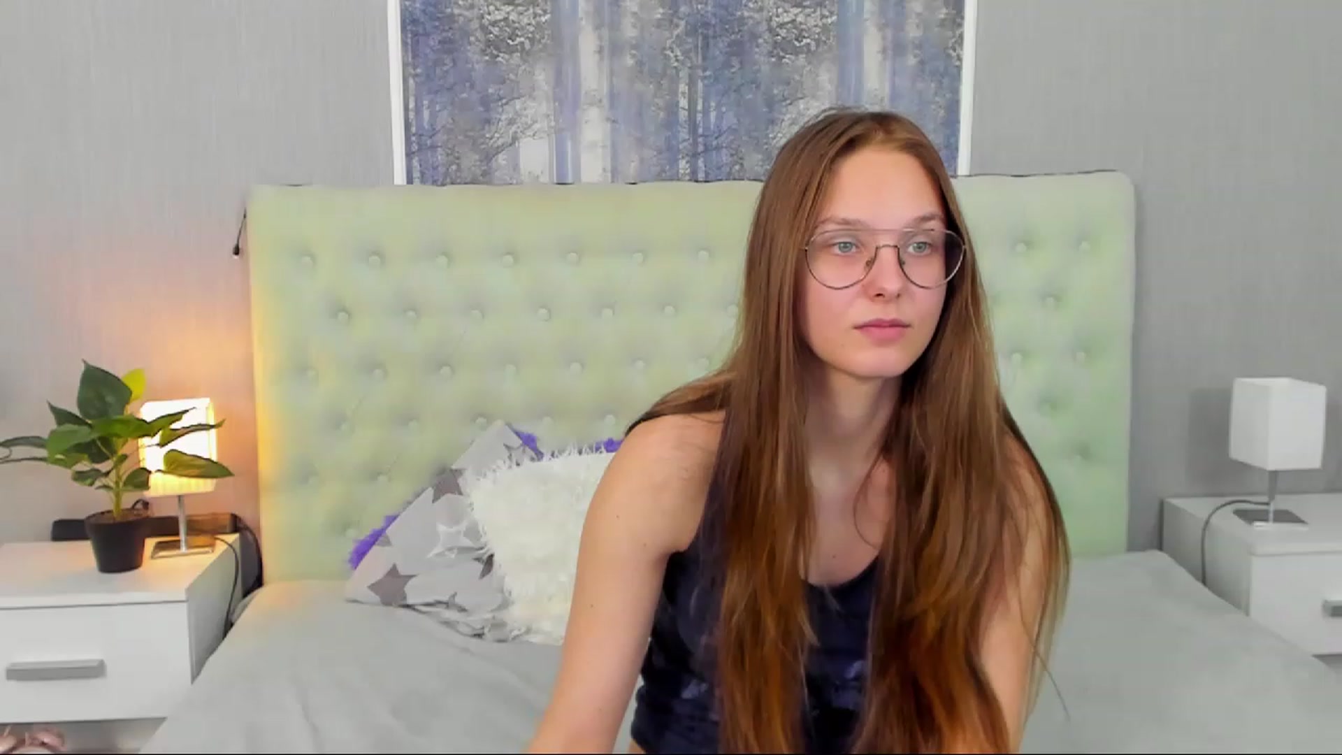 Gallery image thumbnail from JenifferLux's myfreecams stream on, 11/20/2022, 19:17 image 5 of 20