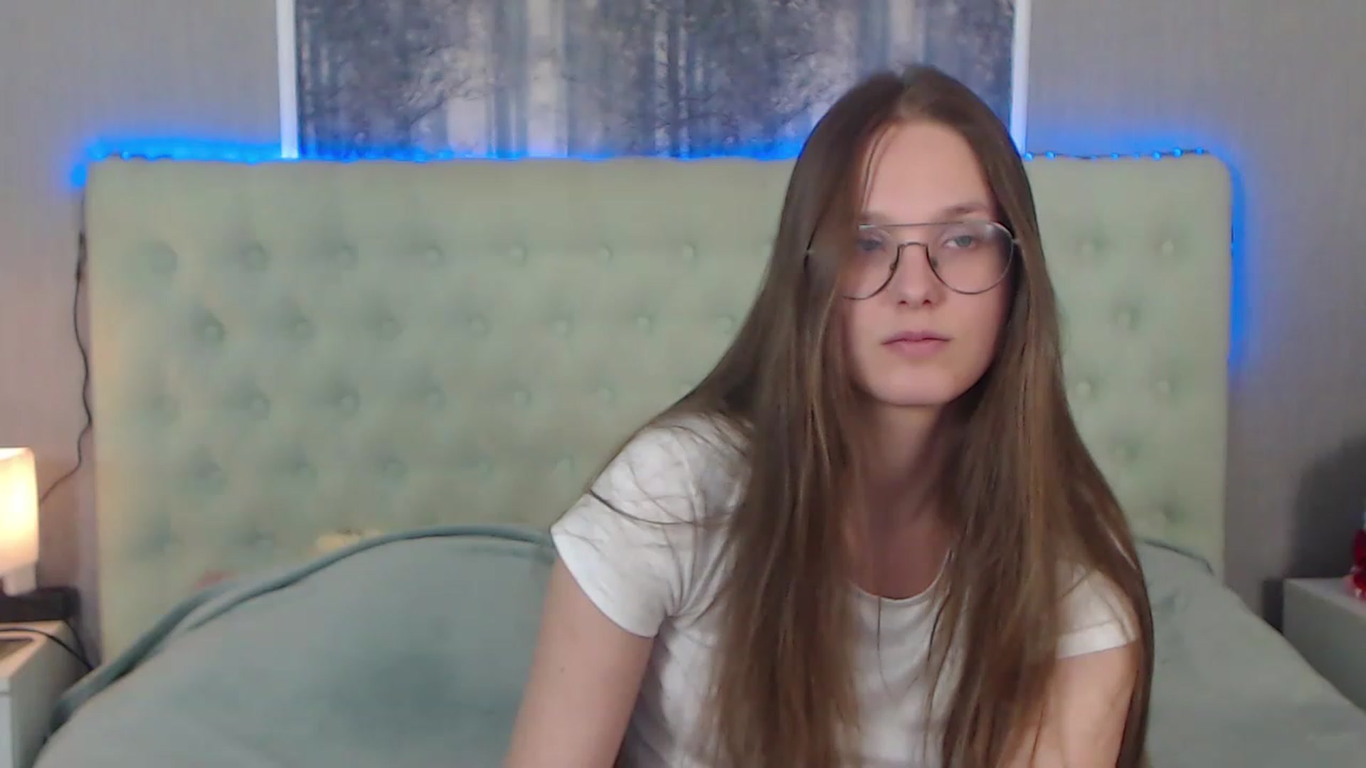 Gallery image thumbnail from JenifferLux's myfreecams stream on, 12/01/2022, 12:54 image 1 of 20