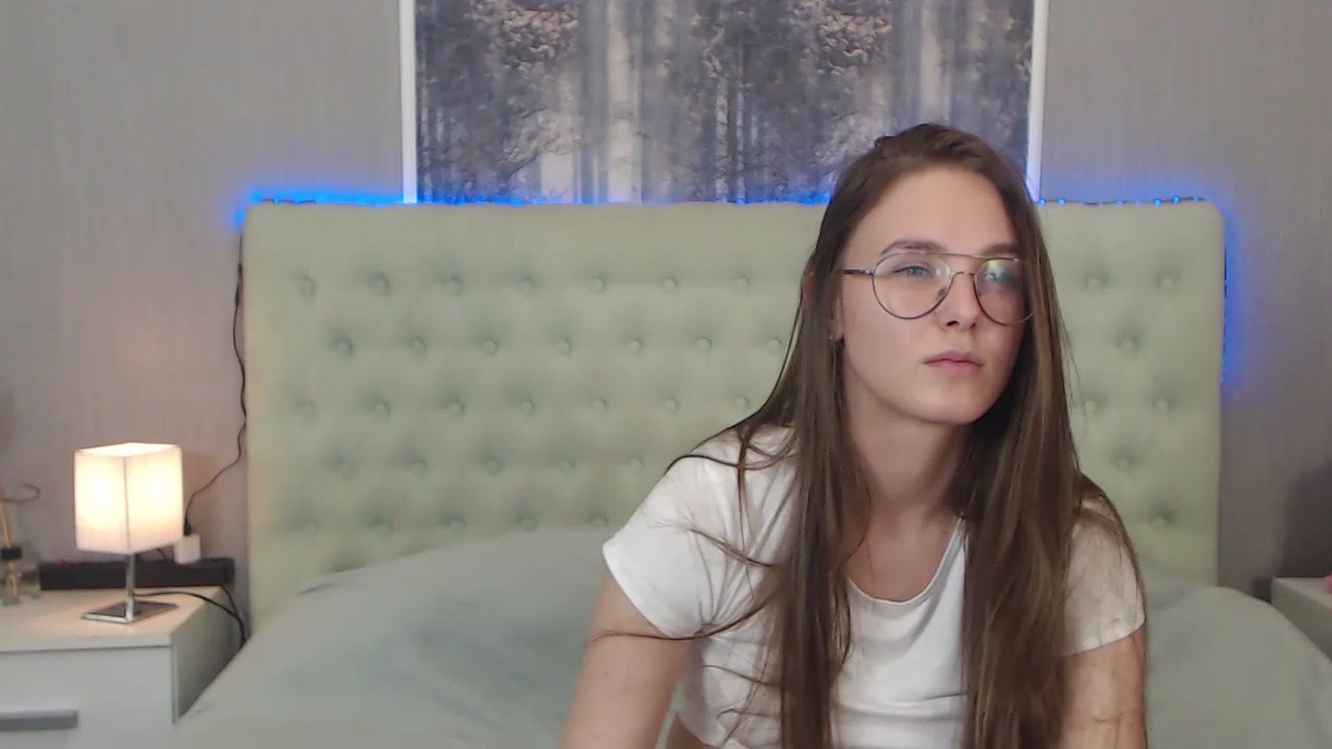Gallery image thumbnail from JenifferLux's myfreecams stream on, 12/02/2022, 16:20 image 20 of 20