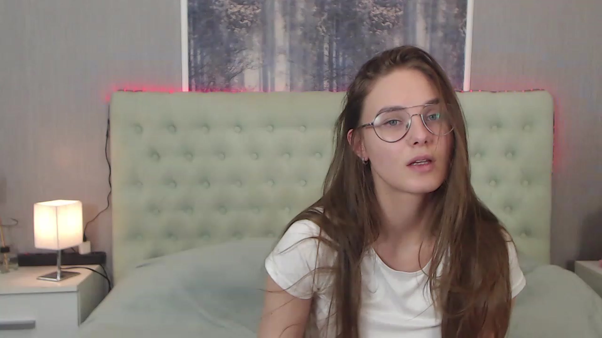 Gallery image thumbnail from JenifferLux's myfreecams stream on, 12/02/2022, 16:20 image 15 of 20