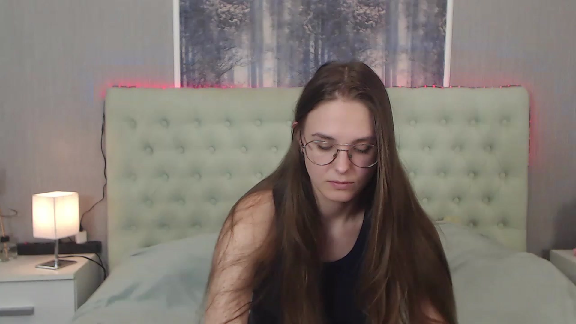 Gallery image thumbnail from JenifferLux's myfreecams stream on, 12/02/2022, 16:20 image 3 of 20
