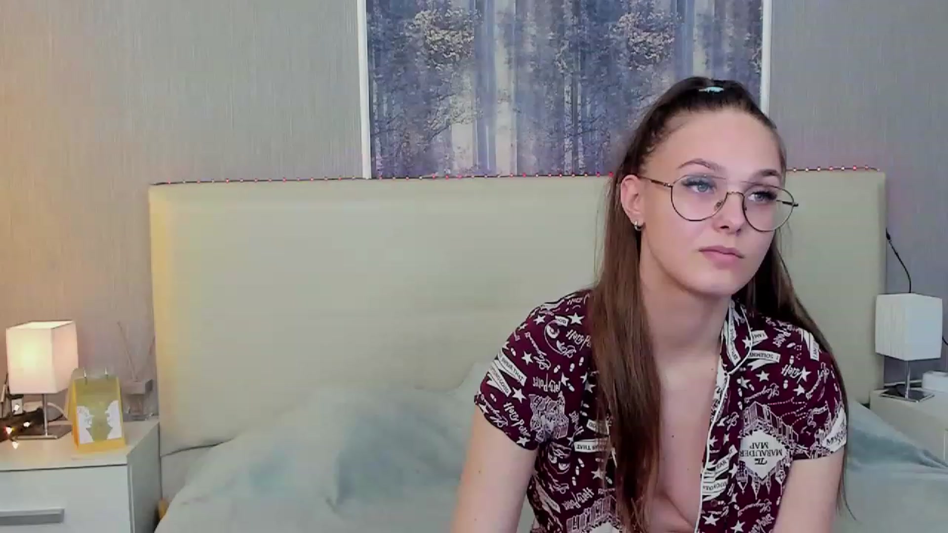 Gallery image thumbnail from JenifferLux's myfreecams stream on, 12/28/2022, 18:14 image 11 of 20