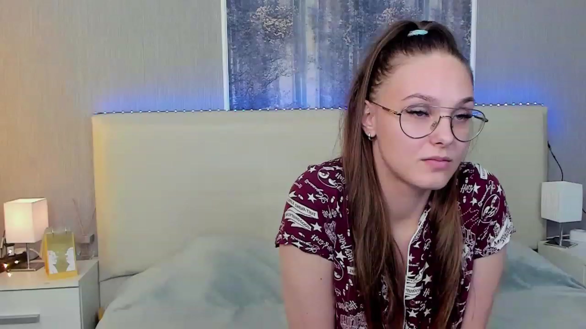 Gallery image thumbnail from JenifferLux's myfreecams stream on, 12/28/2022, 18:14 image 15 of 20