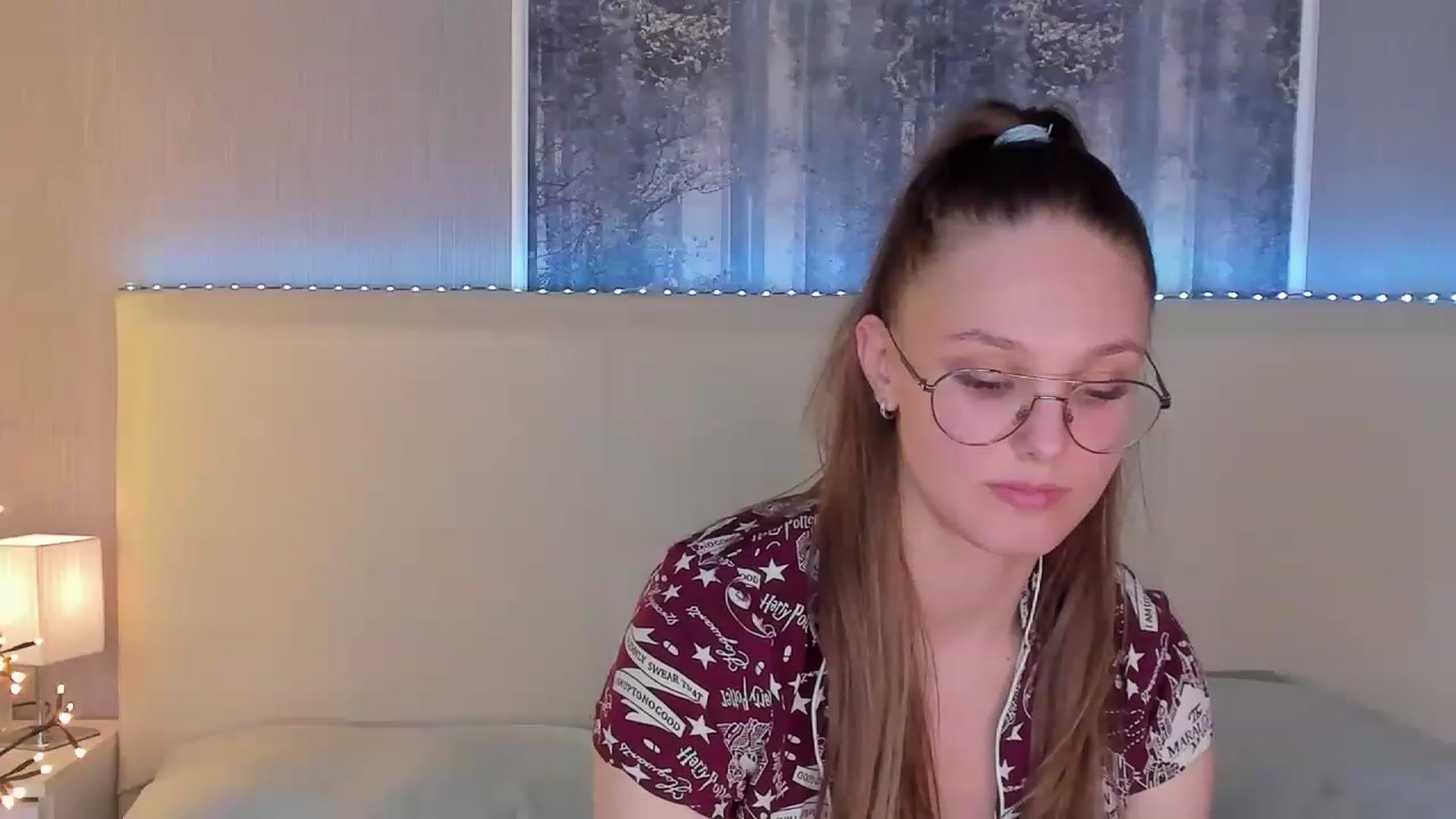 Gallery image thumbnail from JenifferLux's myfreecams stream on, 01/21/2023, 17:34 image 12 of 20