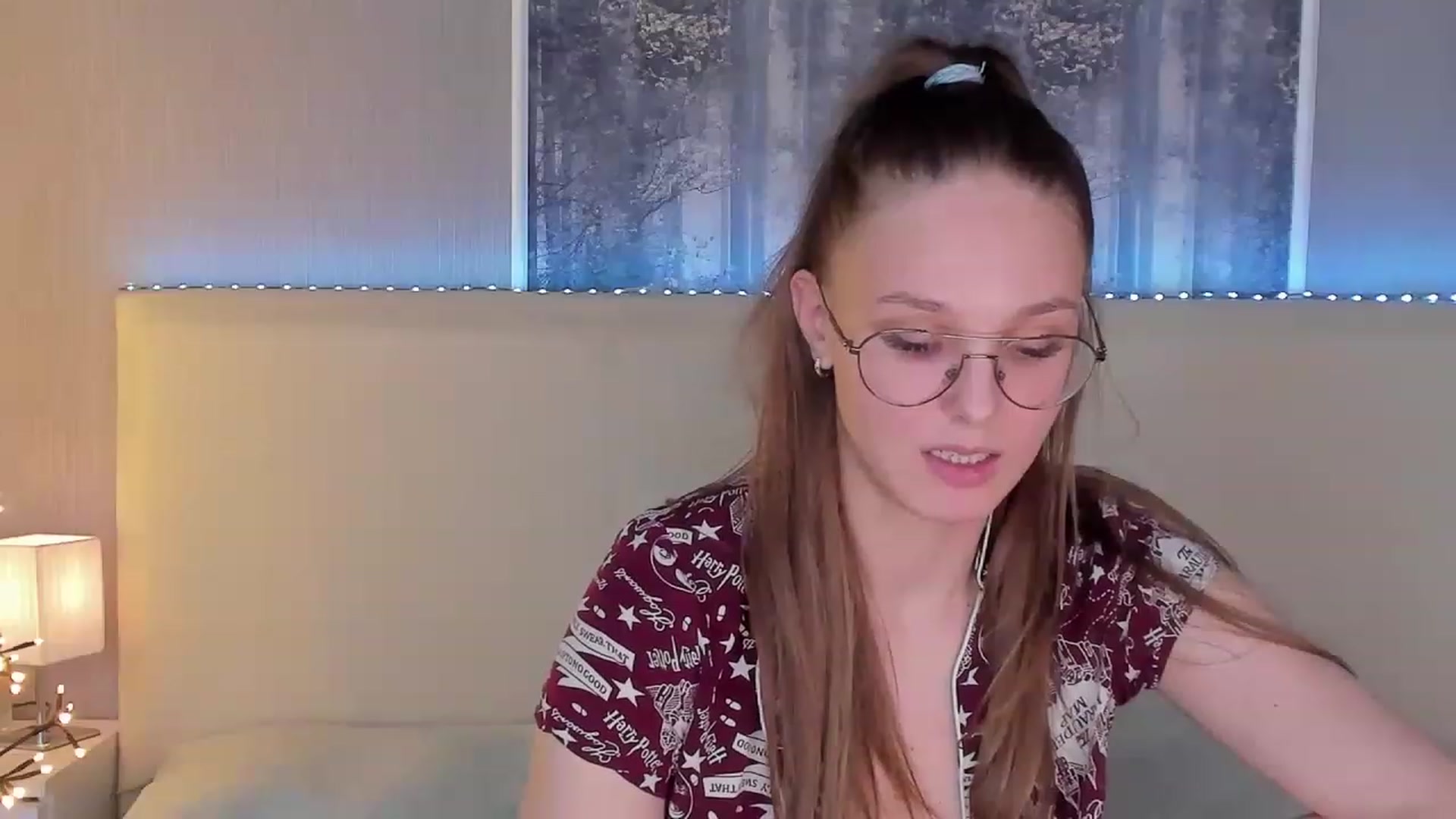 Gallery image thumbnail from JenifferLux's myfreecams stream on, 01/21/2023, 17:34 image 10 of 20