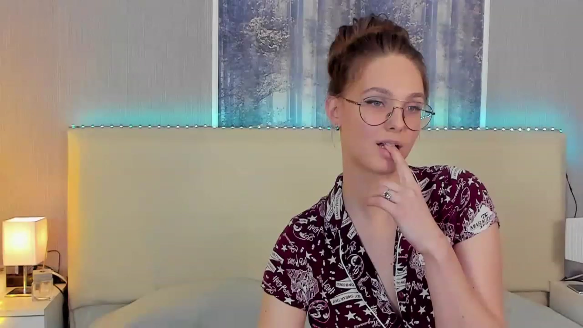 Gallery image thumbnail from JenifferLux's myfreecams stream on, 01/28/2023, 16:40 image 13 of 20