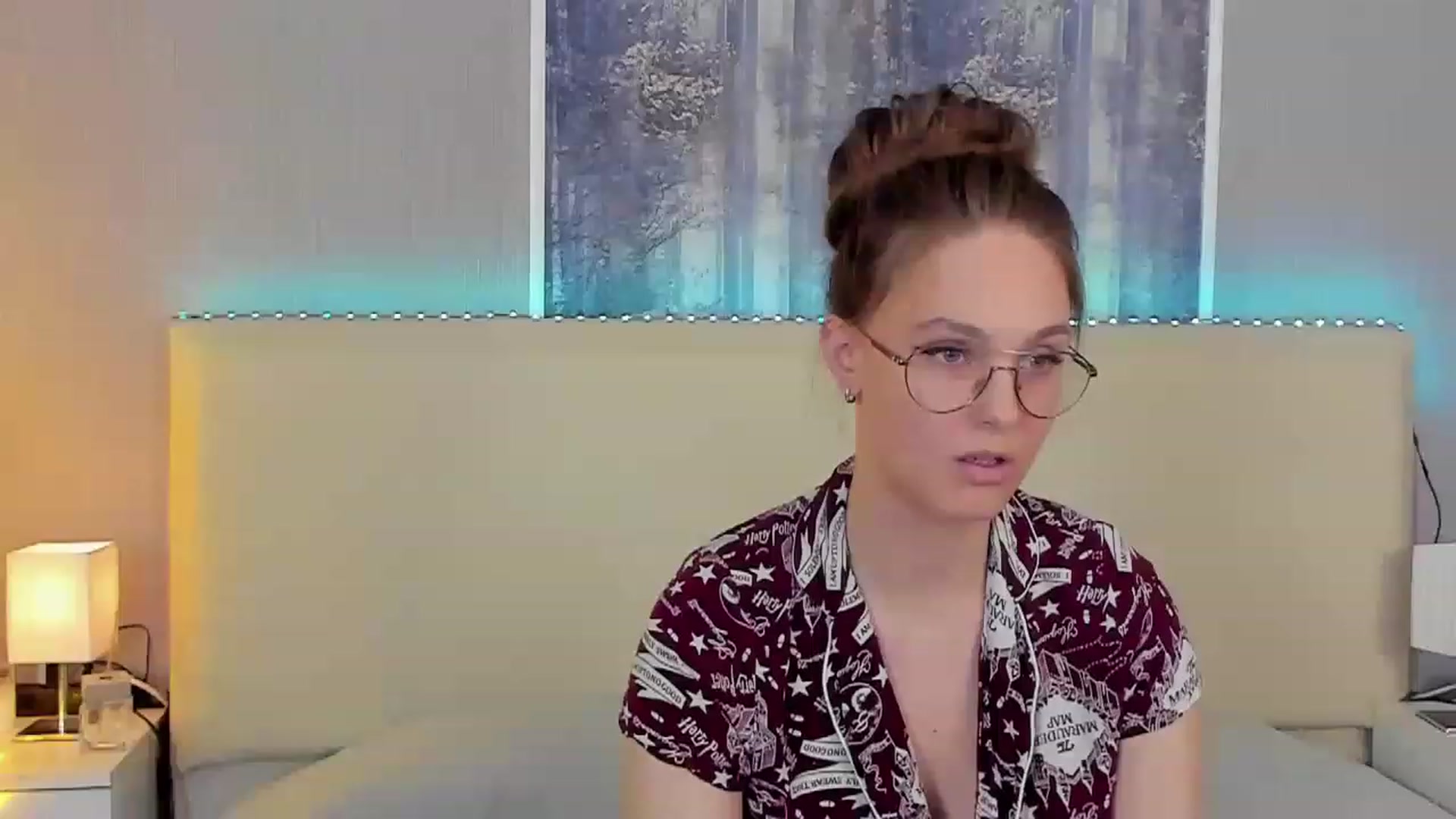 Gallery image thumbnail from JenifferLux's myfreecams stream on, 01/28/2023, 16:40 image 3 of 20