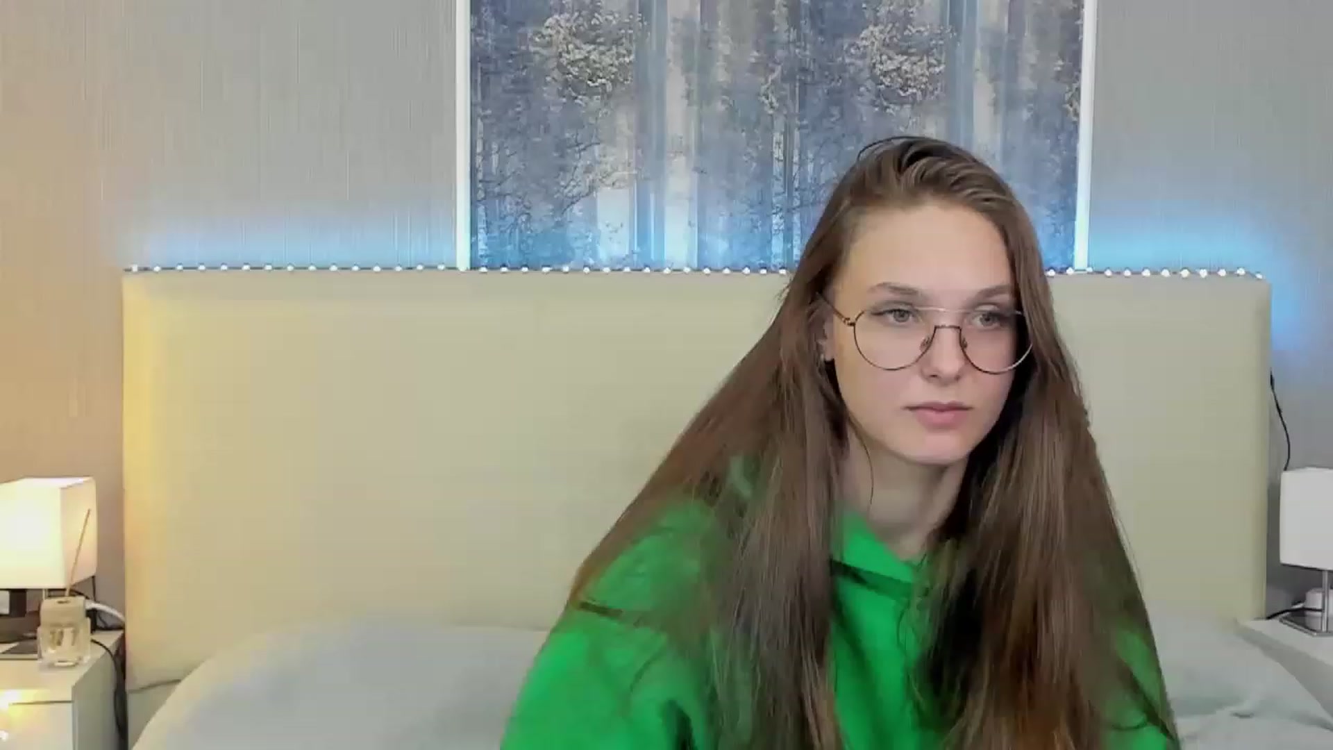 Gallery image thumbnail from JenifferLux's myfreecams stream on, 01/31/2023, 12:45 image 6 of 20