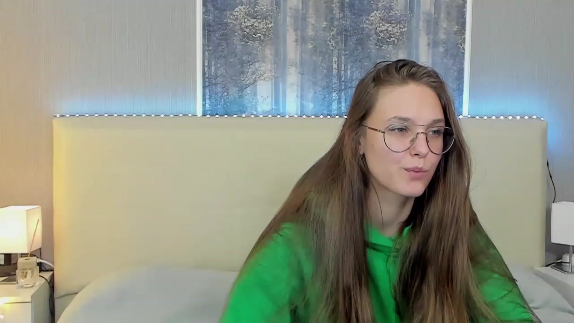 Gallery image thumbnail from JenifferLux's myfreecams stream on, 01/31/2023, 12:45 image 13 of 20