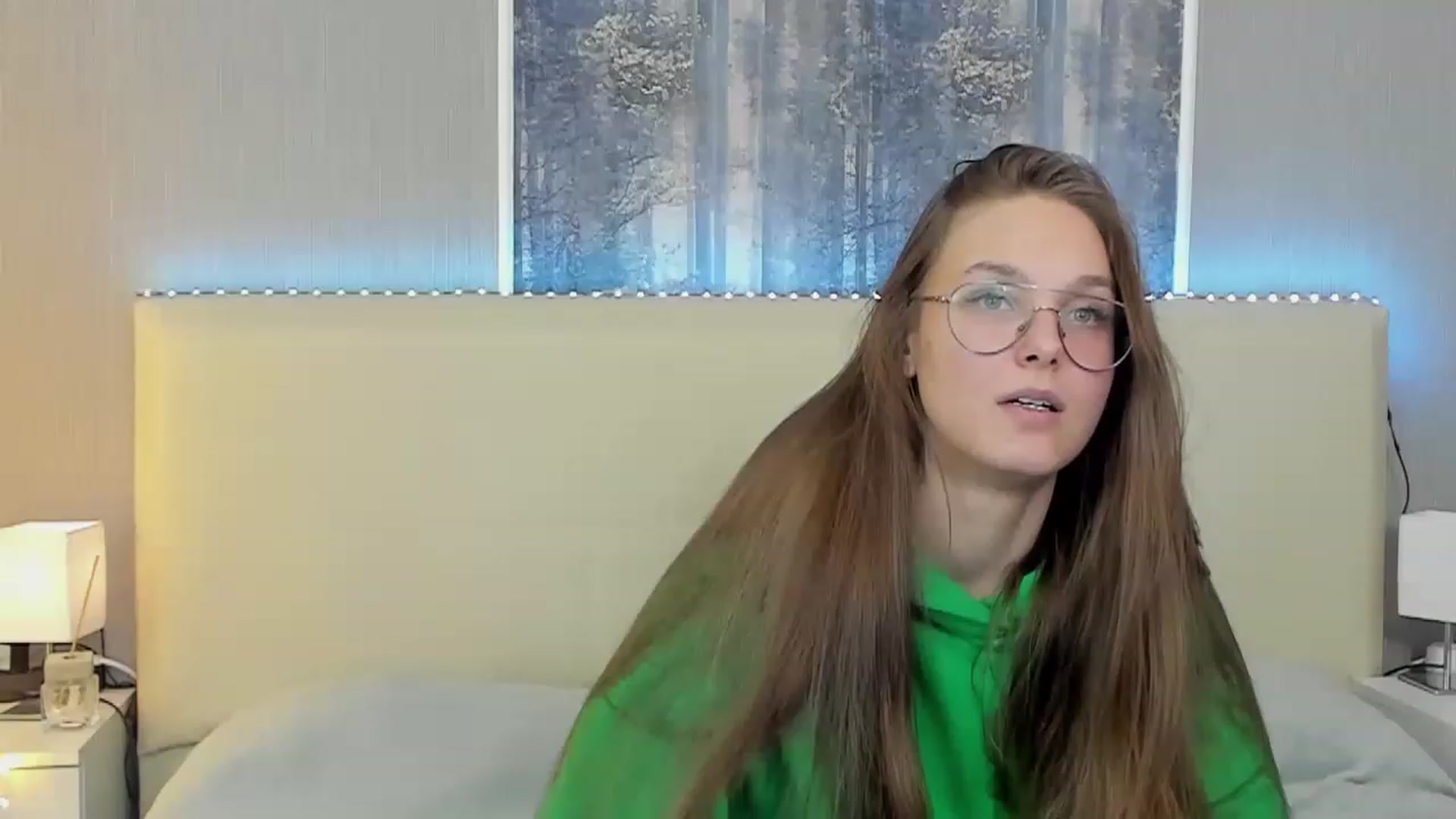Gallery image thumbnail from JenifferLux's myfreecams stream on, 01/31/2023, 12:45 image 10 of 20