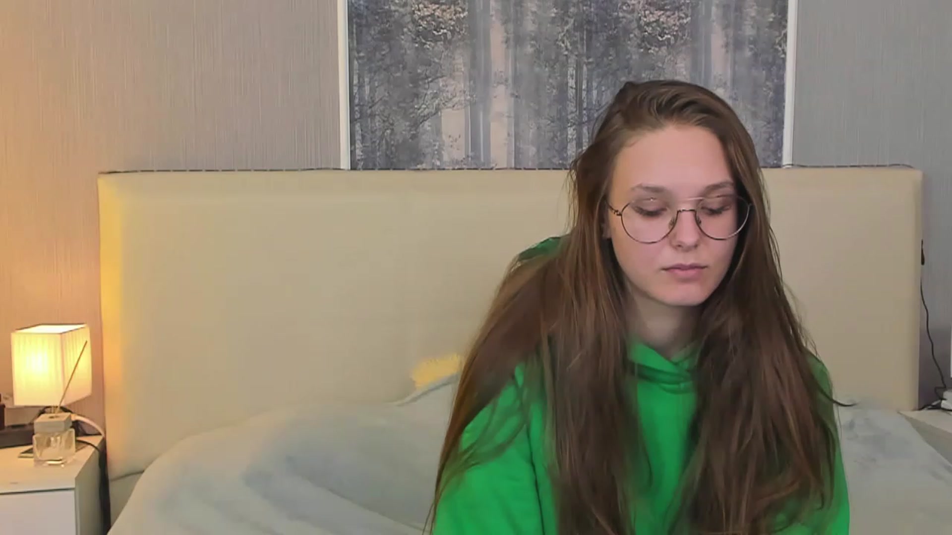 Gallery image thumbnail from JenifferLux's myfreecams stream on, 02/04/2023, 18:59 image 12 of 20