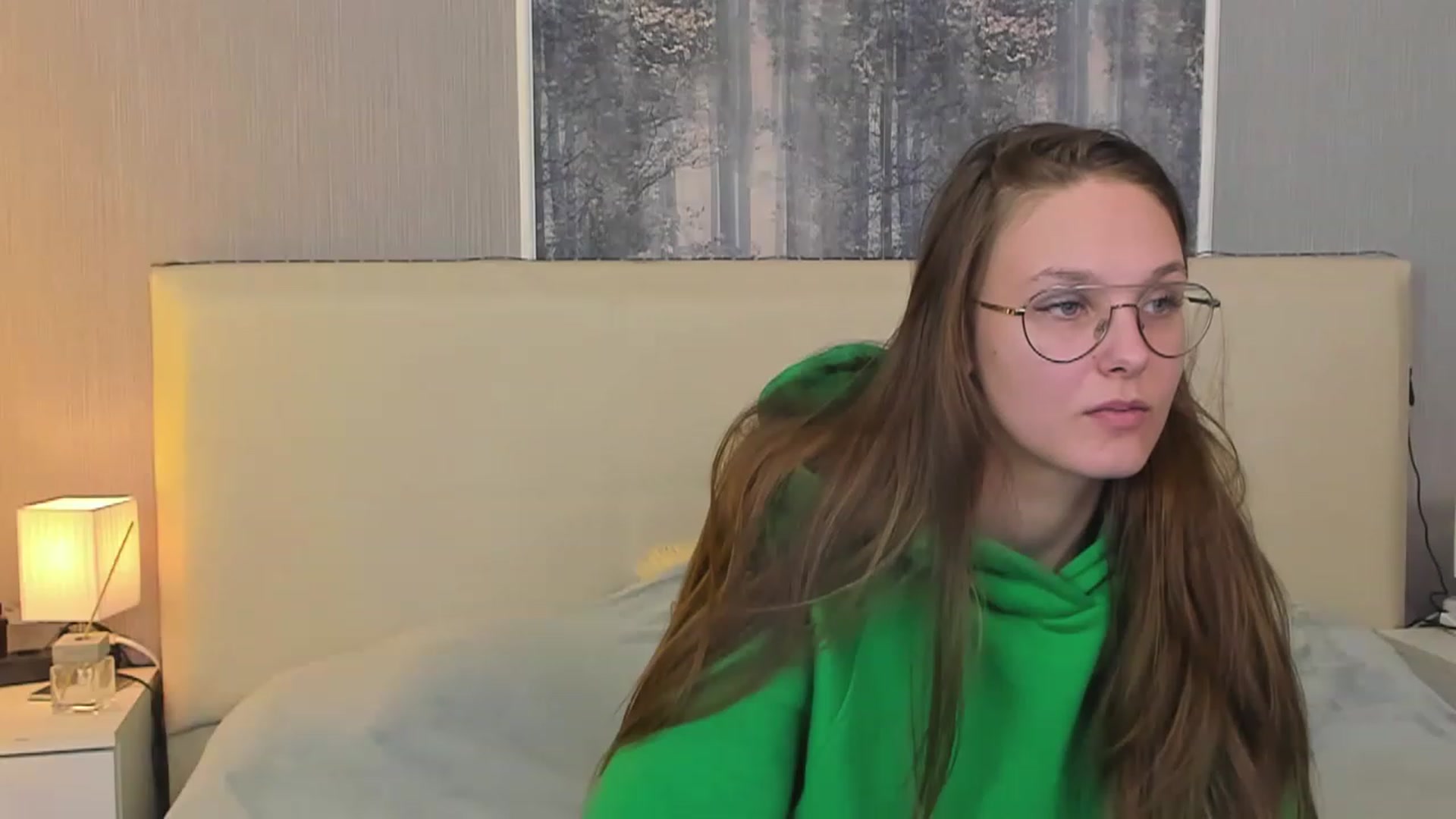 Gallery image thumbnail from JenifferLux's myfreecams stream on, 02/04/2023, 18:59 image 8 of 20