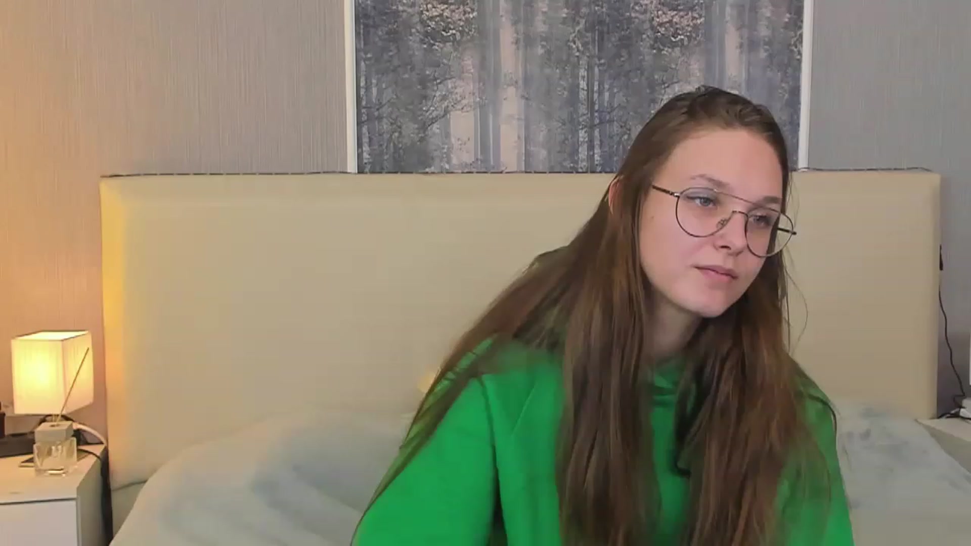 Gallery image thumbnail from JenifferLux's myfreecams stream on, 02/04/2023, 18:59 image 14 of 20