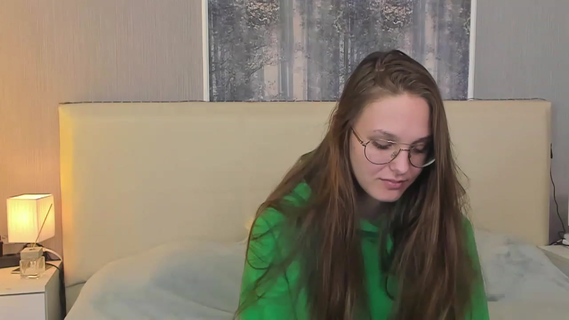 Gallery image thumbnail from JenifferLux's myfreecams stream on, 02/04/2023, 18:59 image 17 of 20