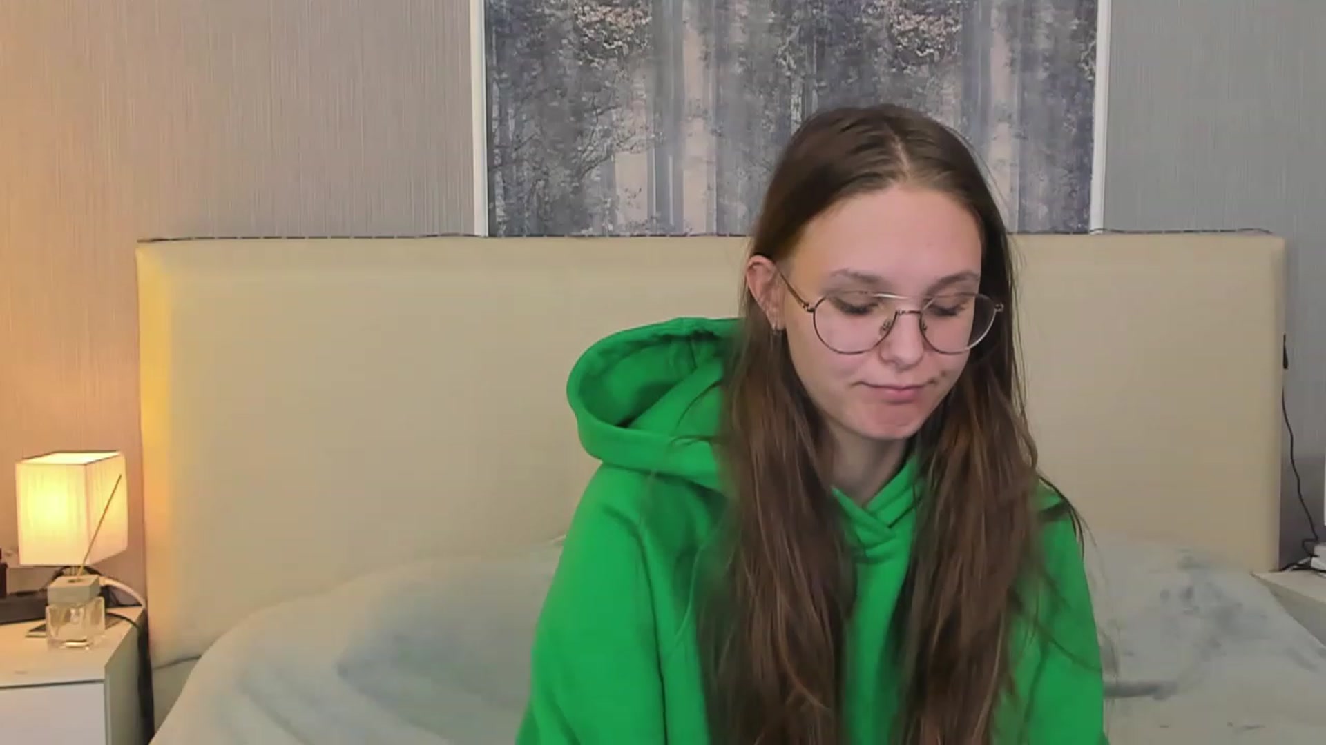 Gallery image thumbnail from JenifferLux's myfreecams stream on, 02/04/2023, 18:59 image 6 of 20