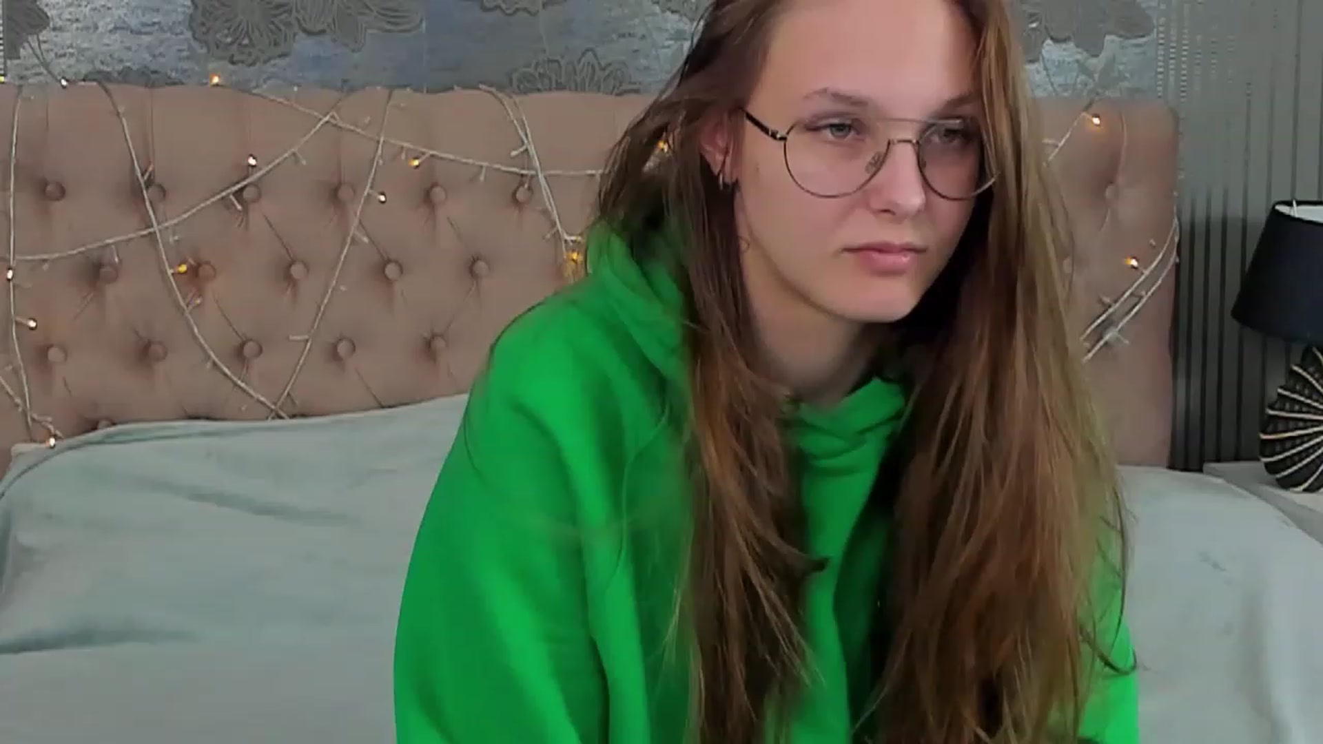 Gallery image thumbnail from JenifferLux's myfreecams stream on, 02/05/2023, 12:07 image 20 of 20