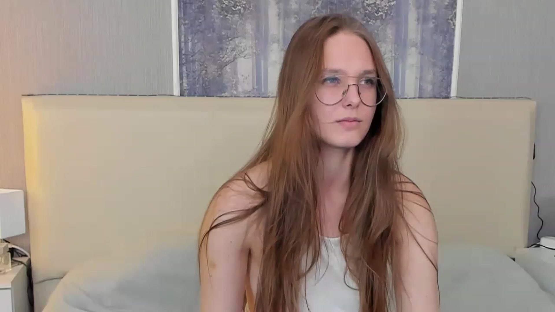 Gallery image thumbnail from JenifferLux's myfreecams stream on, 02/07/2023, 12:19 image 8 of 20