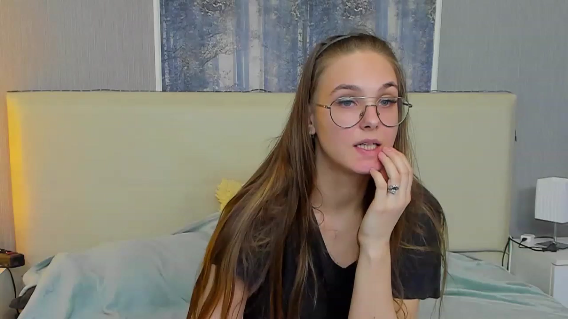 Gallery image thumbnail from JenifferLux's myfreecams stream on, 03/17/2023, 19:26 image 18 of 20