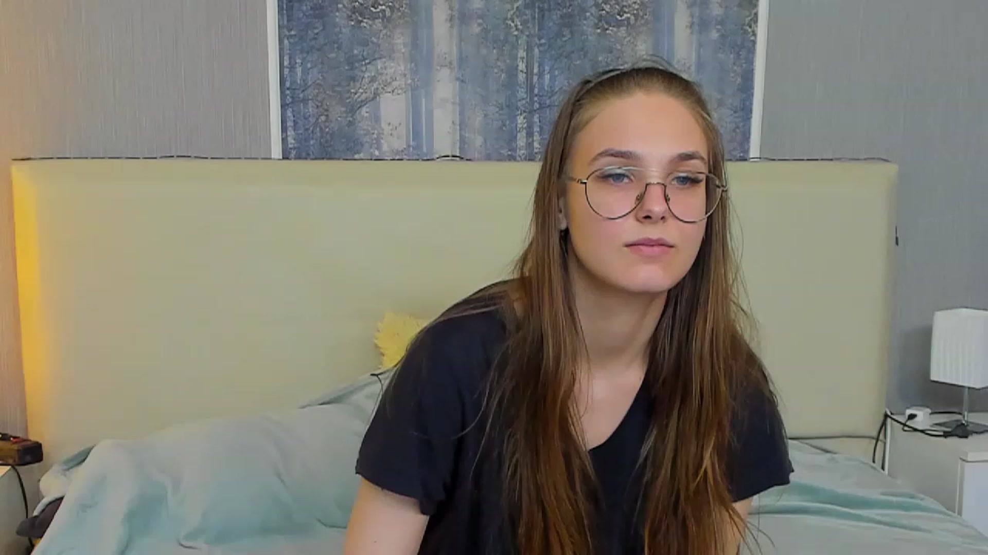 Gallery image thumbnail from JenifferLux's myfreecams stream on, 03/17/2023, 19:26 image 3 of 20