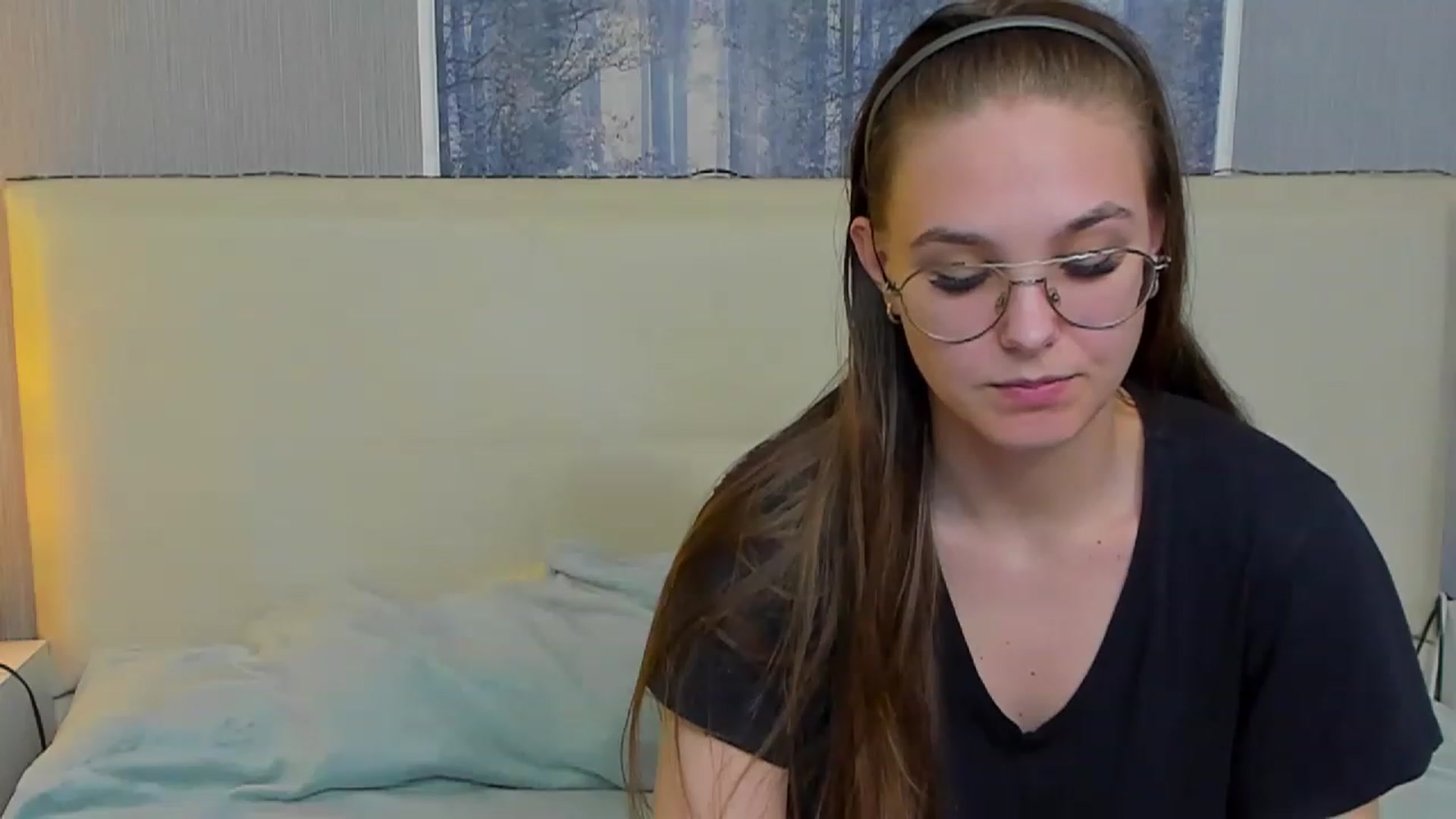 Gallery image thumbnail from JenifferLux's myfreecams stream on, 03/18/2023, 19:15 image 5 of 20