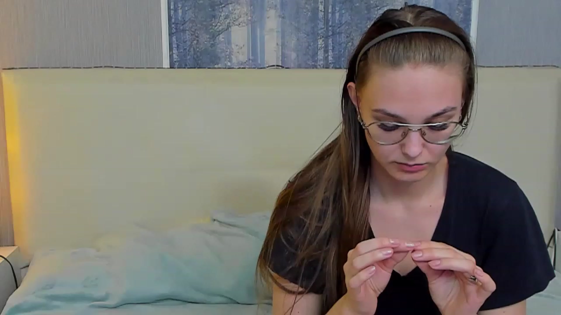 Gallery image thumbnail from JenifferLux's myfreecams stream on, 03/18/2023, 19:15 image 4 of 20
