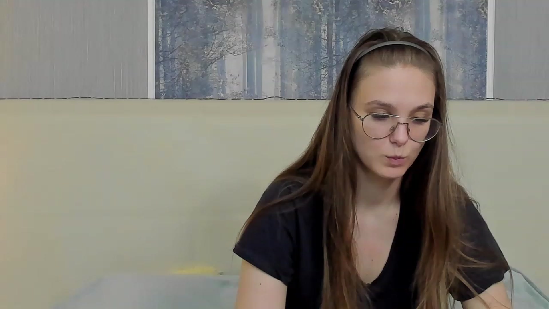 Gallery image thumbnail from JenifferLux's myfreecams stream on, 03/22/2023, 10:24 image 20 of 20
