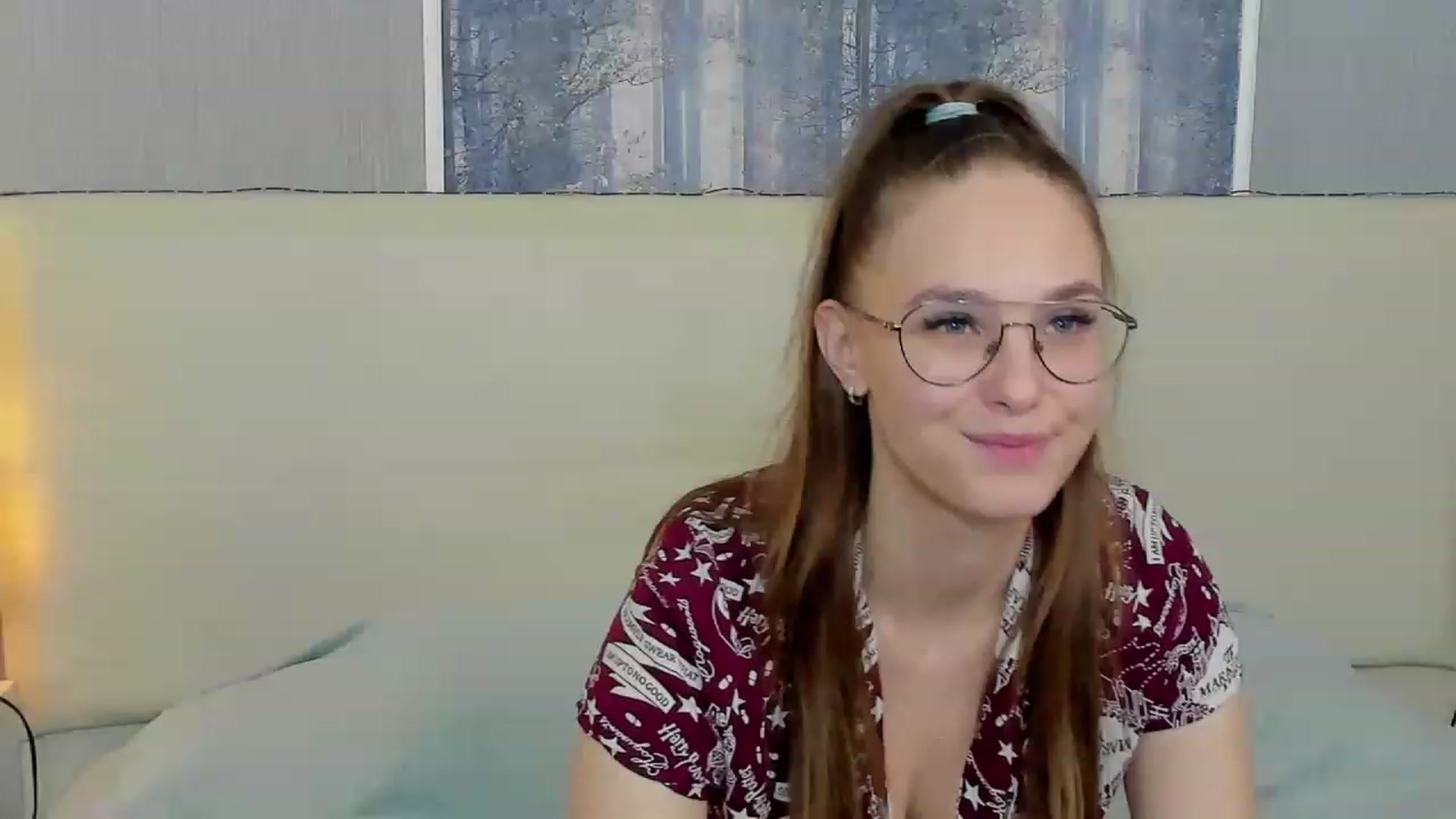 Gallery image thumbnail from JenifferLux's myfreecams stream on, 03/24/2023, 16:59 image 6 of 20