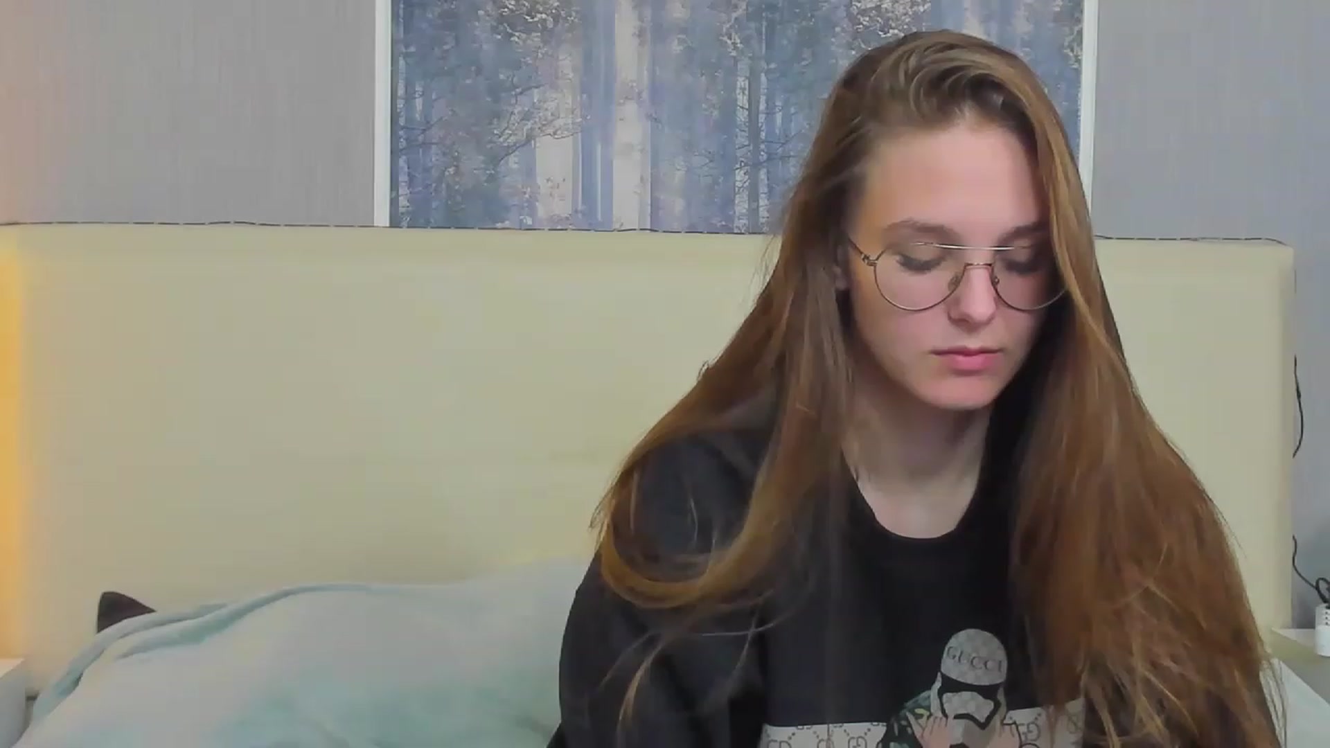 Gallery image thumbnail from JenifferLux's myfreecams stream on, 04/15/2023, 17:48 image 14 of 20