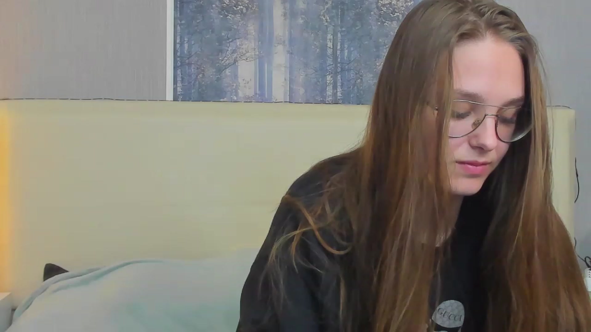 Gallery image thumbnail from JenifferLux's myfreecams stream on, 04/15/2023, 17:48 image 19 of 20