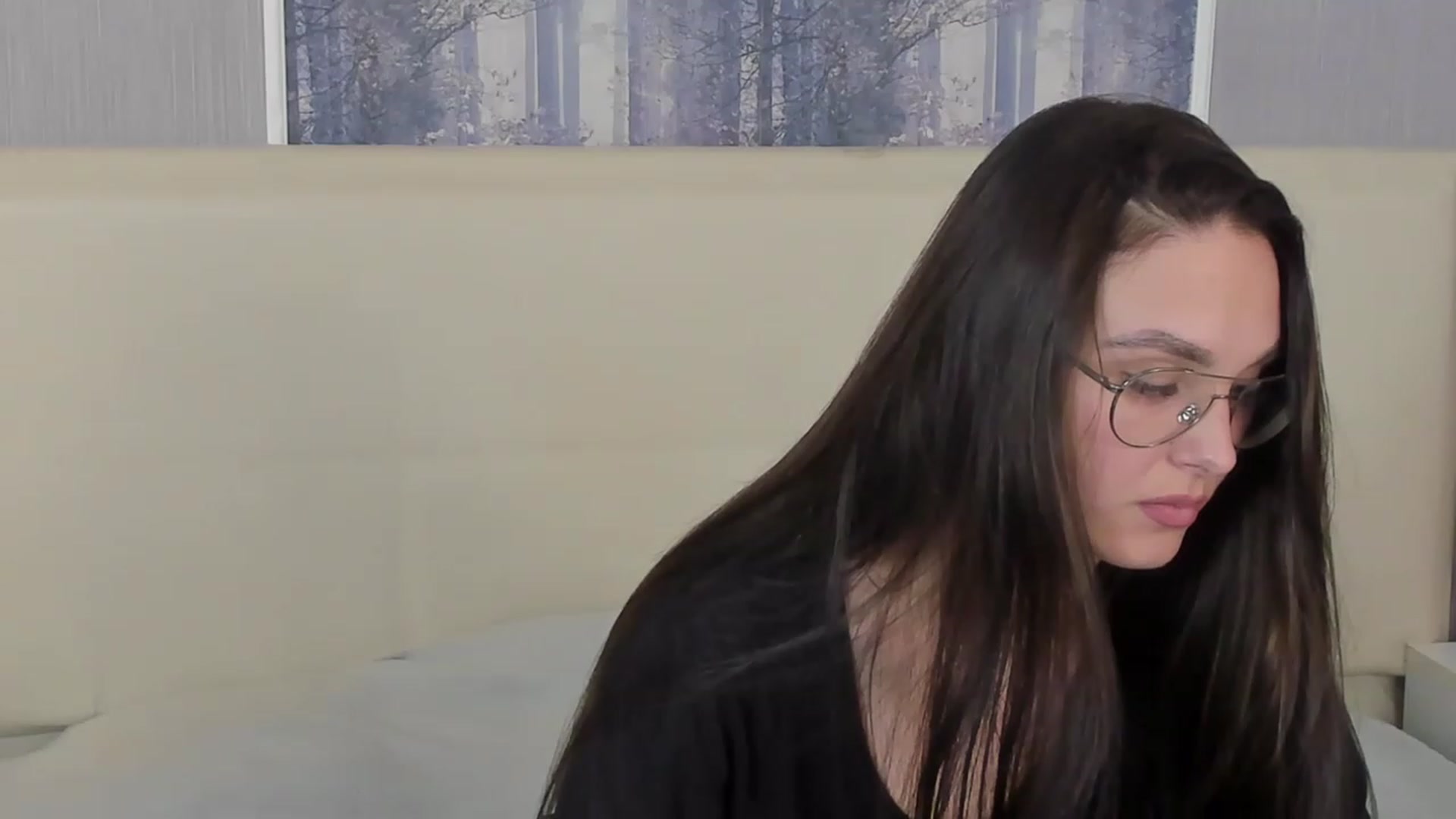 Gallery image thumbnail from JenifferLux's myfreecams stream on, 04/29/2023, 17:41 image 11 of 20