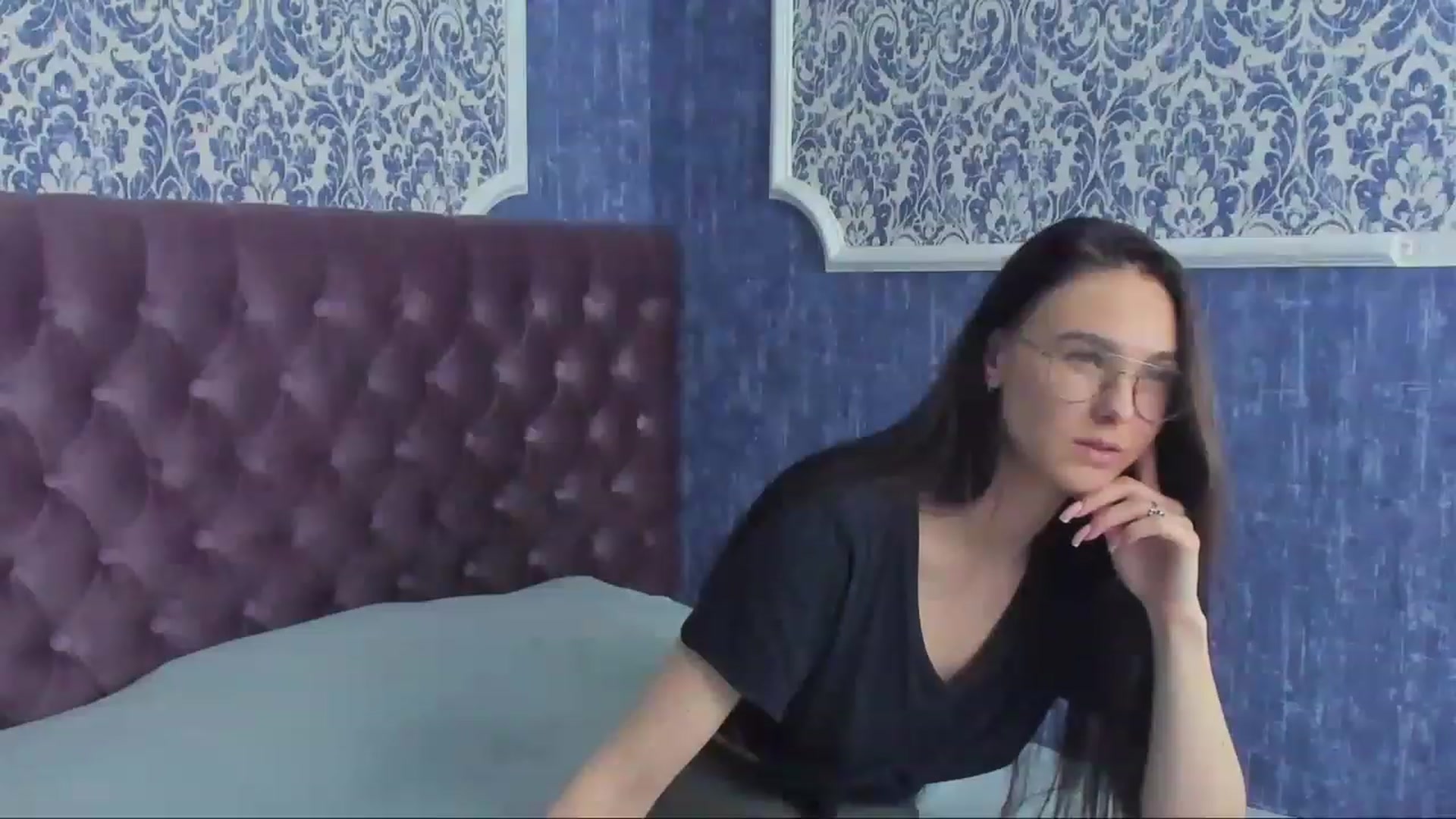 Gallery image thumbnail from JenifferLux's myfreecams stream on, 04/30/2023, 11:43 image 20 of 20