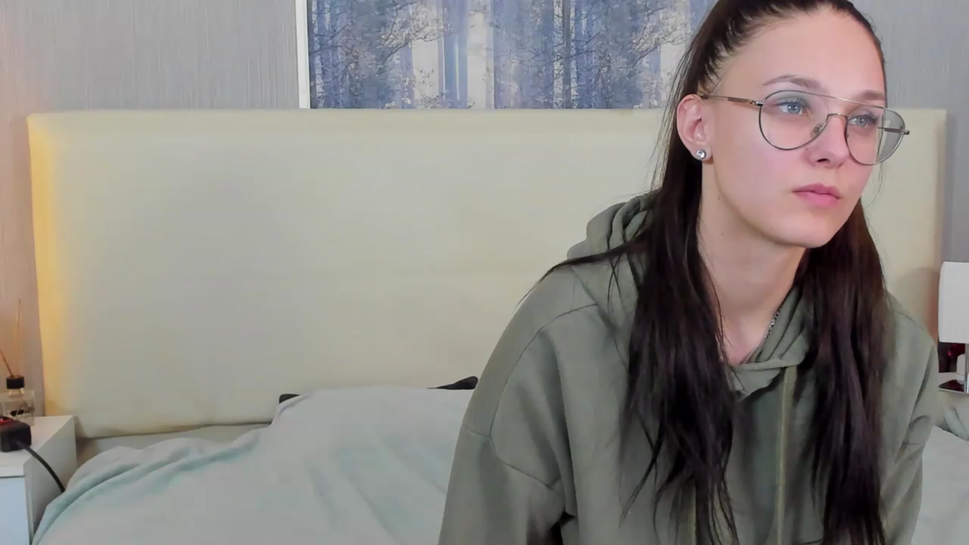 Gallery image thumbnail from JenifferLux's myfreecams stream on, 05/07/2023, 13:47 image 2 of 20