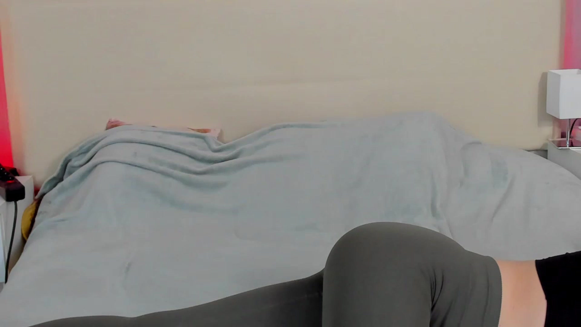 Gallery image thumbnail from JenifferLux's myfreecams stream on, 05/20/2023, 16:56 image 20 of 20