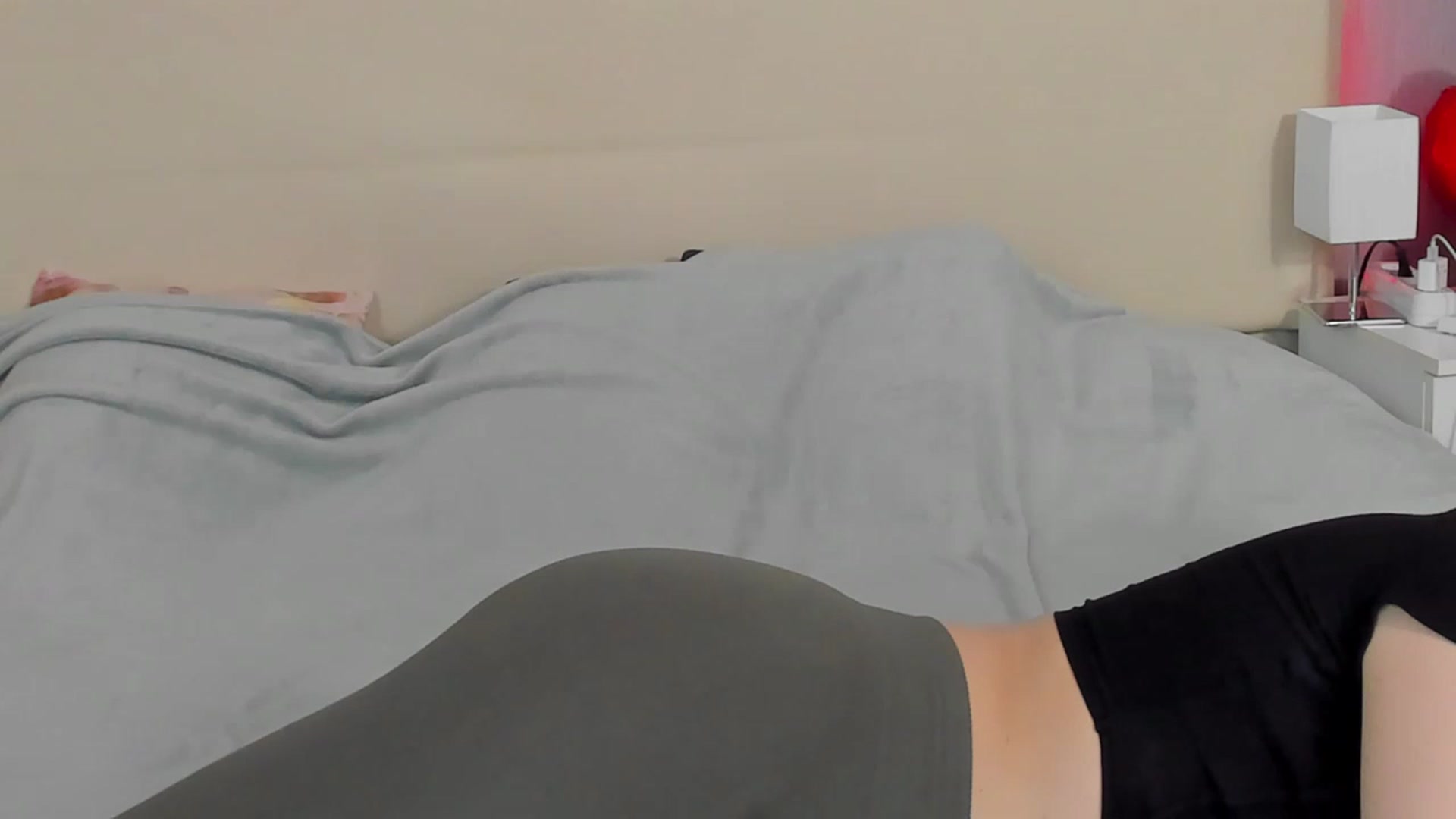 Gallery image thumbnail from JenifferLux's myfreecams stream on, 05/20/2023, 18:20 image 15 of 20