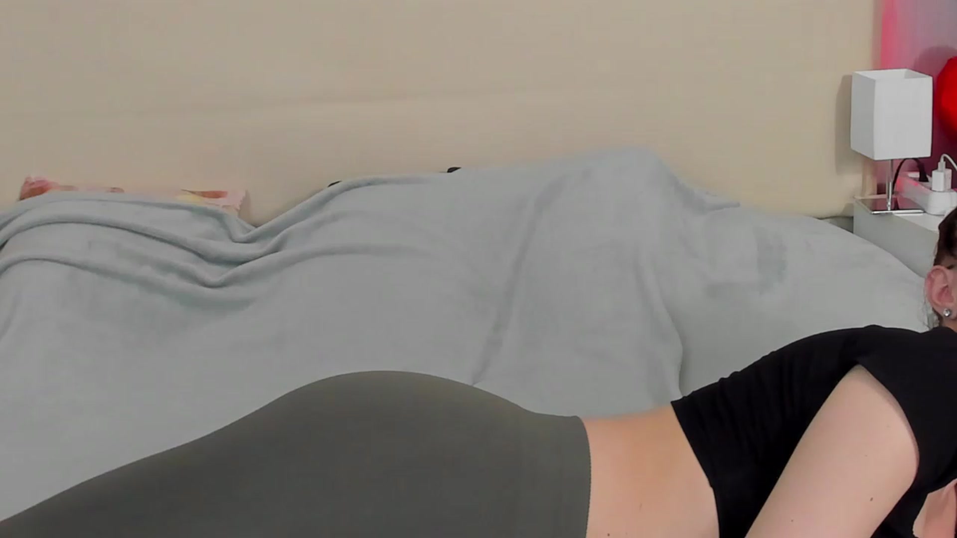 Gallery image thumbnail from JenifferLux's myfreecams stream on, 05/20/2023, 18:20 image 11 of 20