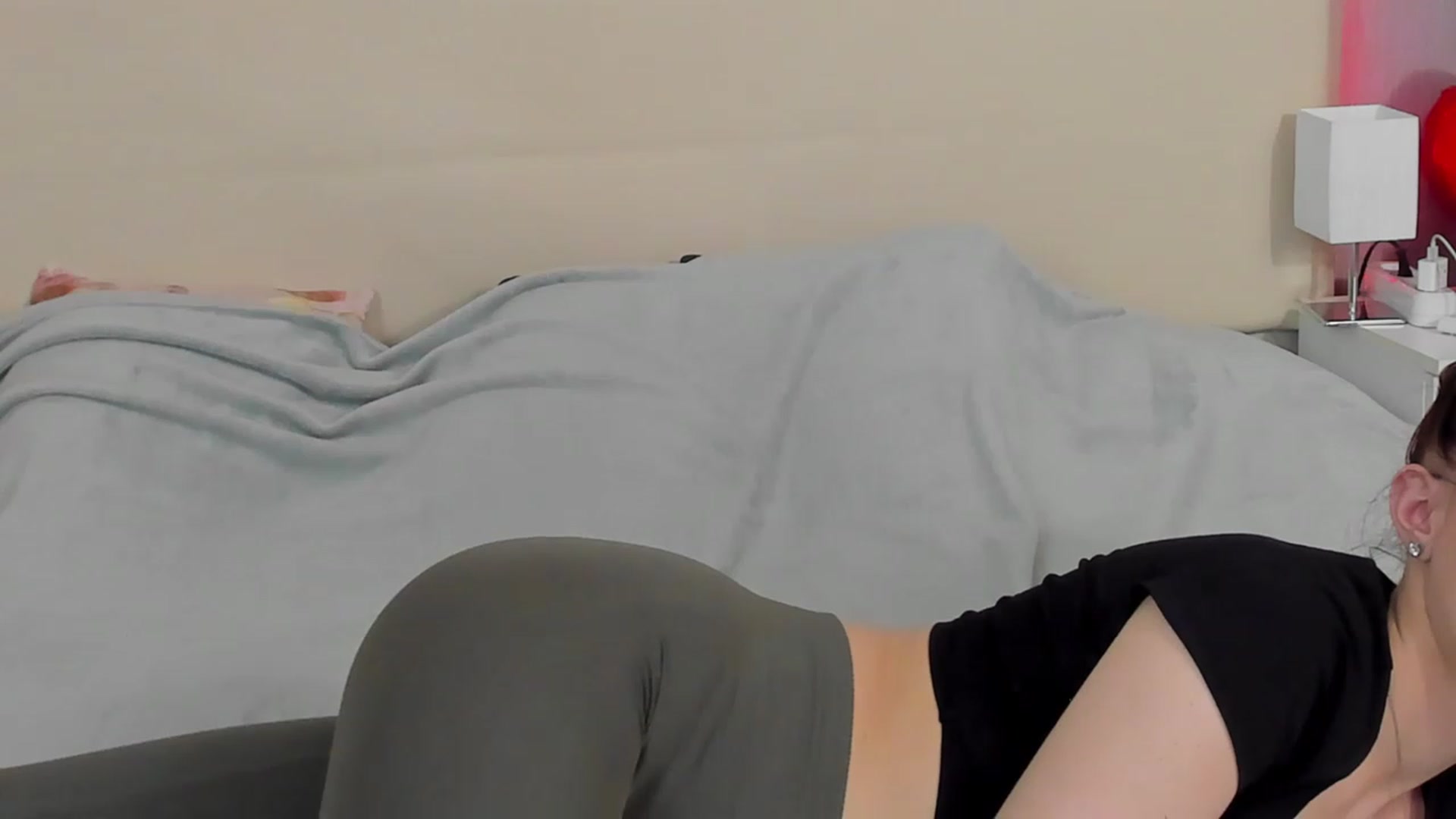 Gallery image thumbnail from JenifferLux's myfreecams stream on, 05/20/2023, 18:20 image 9 of 20