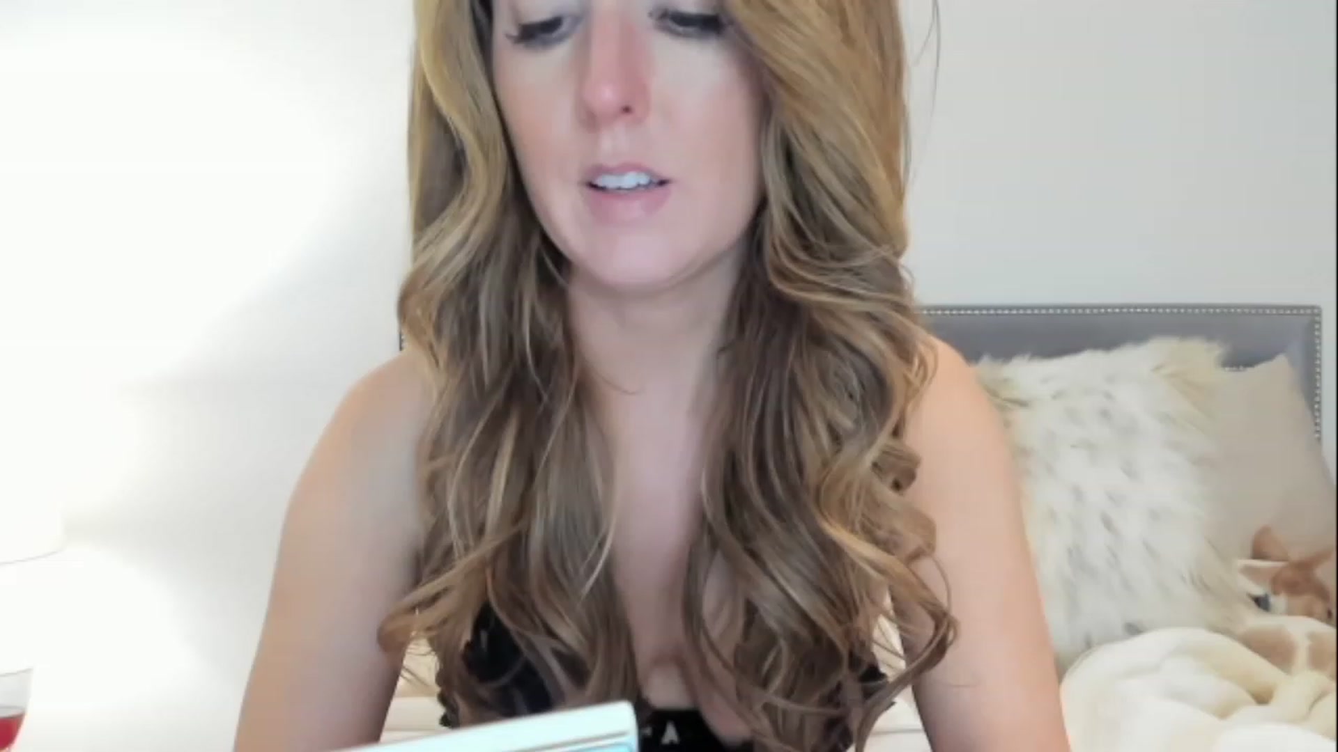 Gallery image thumbnail from Jenn_Kiss's myfreecams stream on, 11/15/2022, 07:15 image 11 of 20
