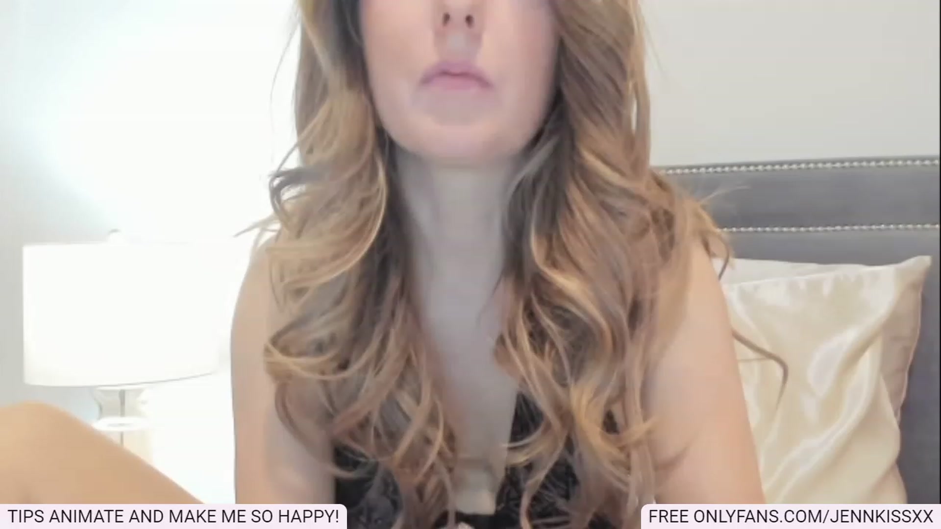 Gallery image thumbnail from Jenn_Kiss's myfreecams stream on, 12/03/2022, 08:07 image 4 of 20