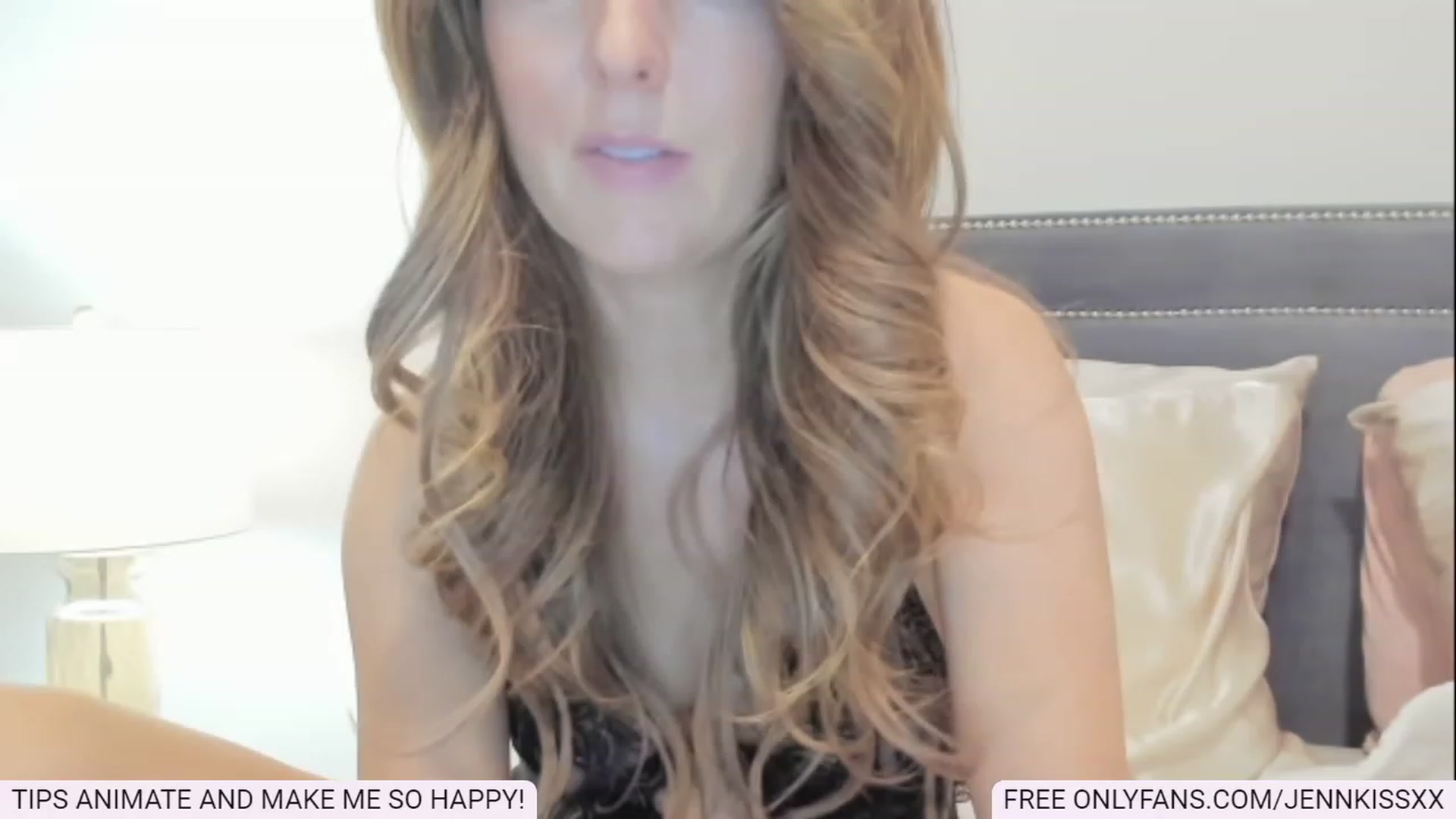 Gallery image thumbnail from Jenn_Kiss's myfreecams stream on, 12/03/2022, 08:07 image 16 of 20