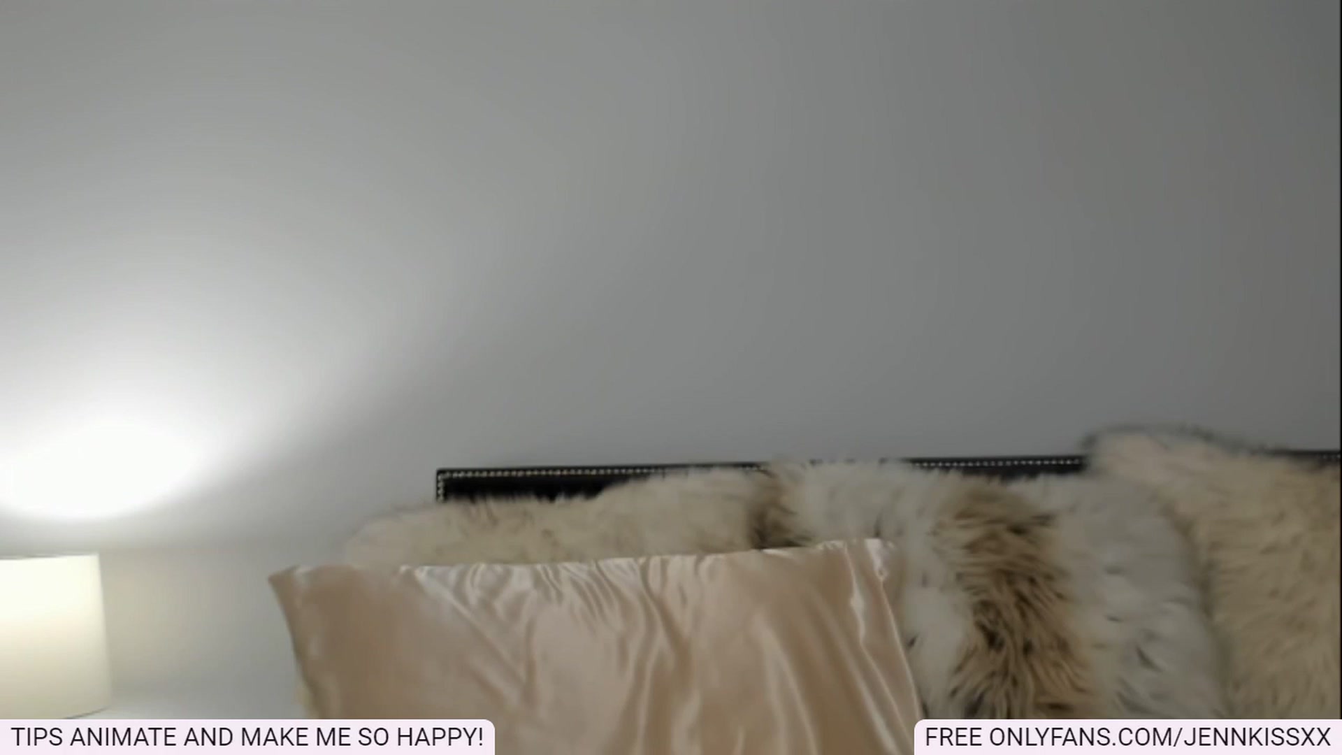 Gallery image thumbnail from Jenn_Kiss's myfreecams stream on, 12/11/2022, 07:25 image 6 of 20