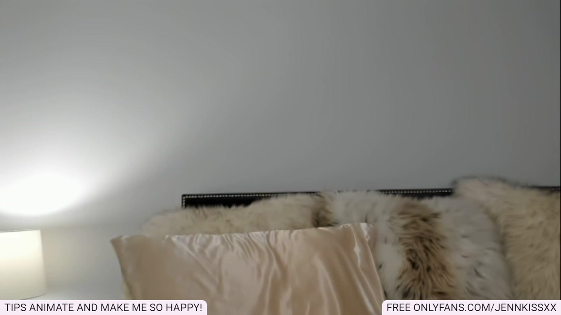 Gallery image thumbnail from Jenn_Kiss's myfreecams stream on, 12/11/2022, 07:25 image 3 of 20
