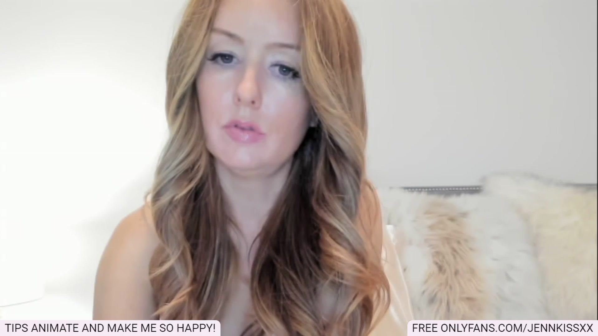 Gallery image thumbnail from Jenn_Kiss's myfreecams stream on, 12/11/2022, 07:25 image 13 of 20