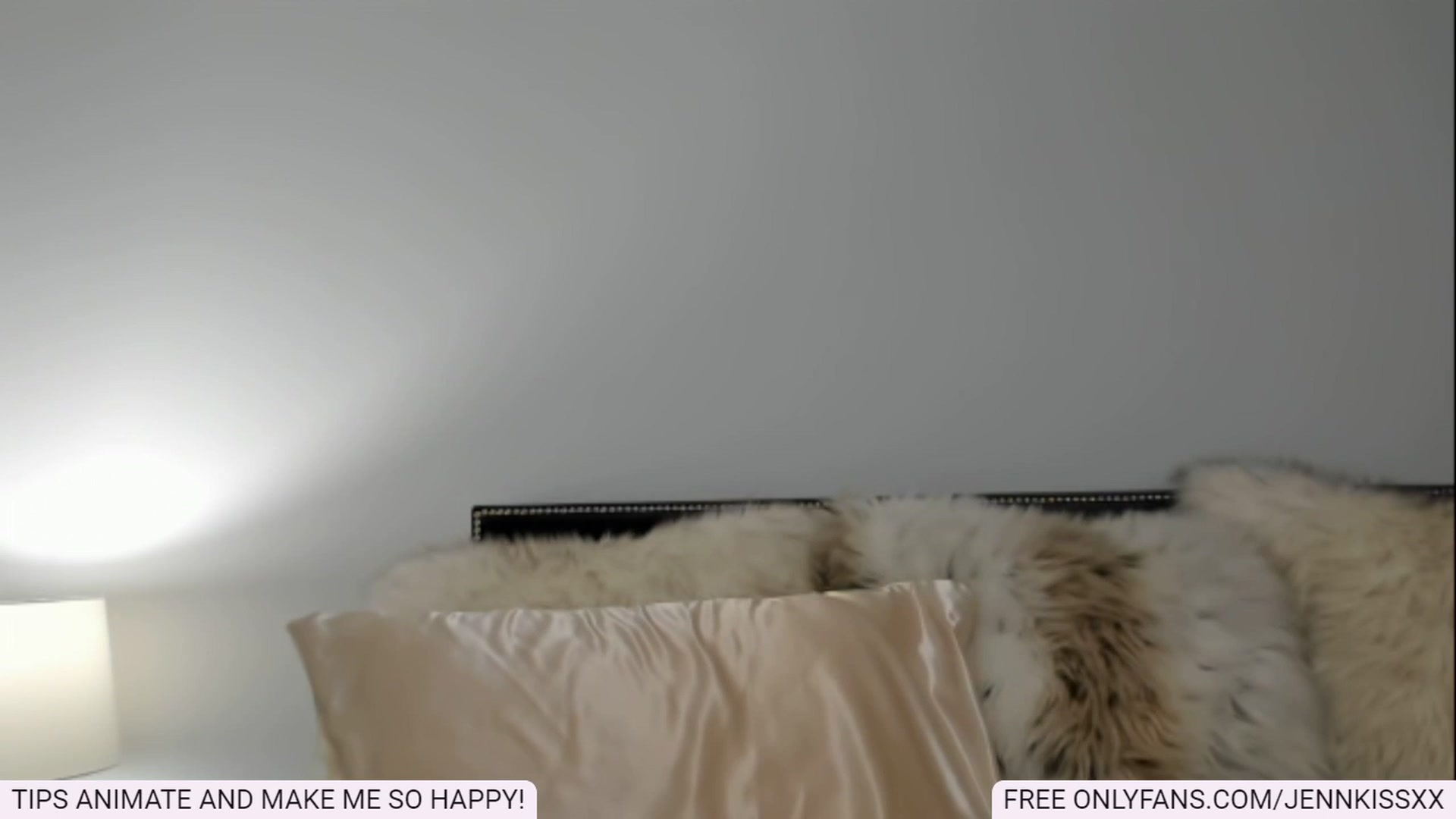 Gallery image thumbnail from Jenn_Kiss's myfreecams stream on, 12/11/2022, 07:25 image 4 of 20