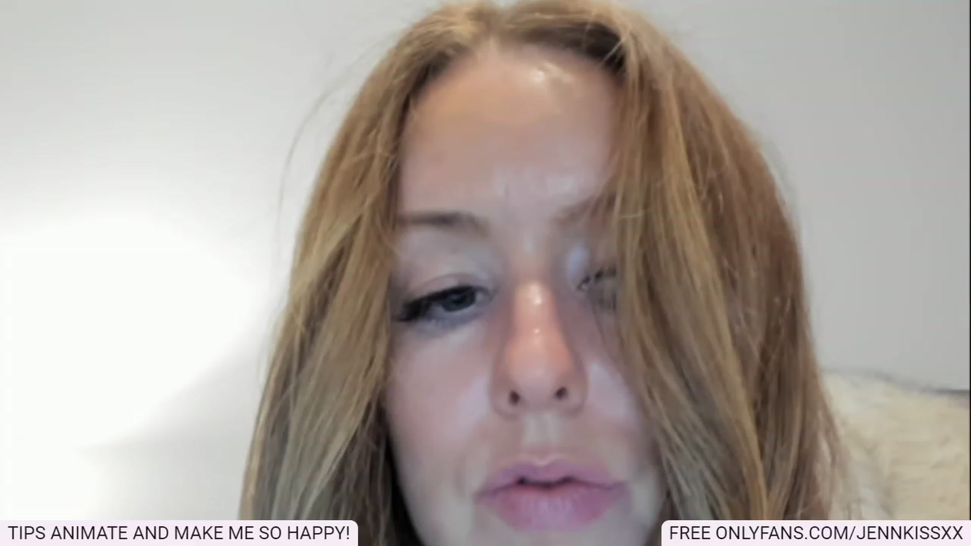 Gallery image thumbnail from Jenn_Kiss's myfreecams stream on, 12/11/2022, 09:22 image 14 of 20