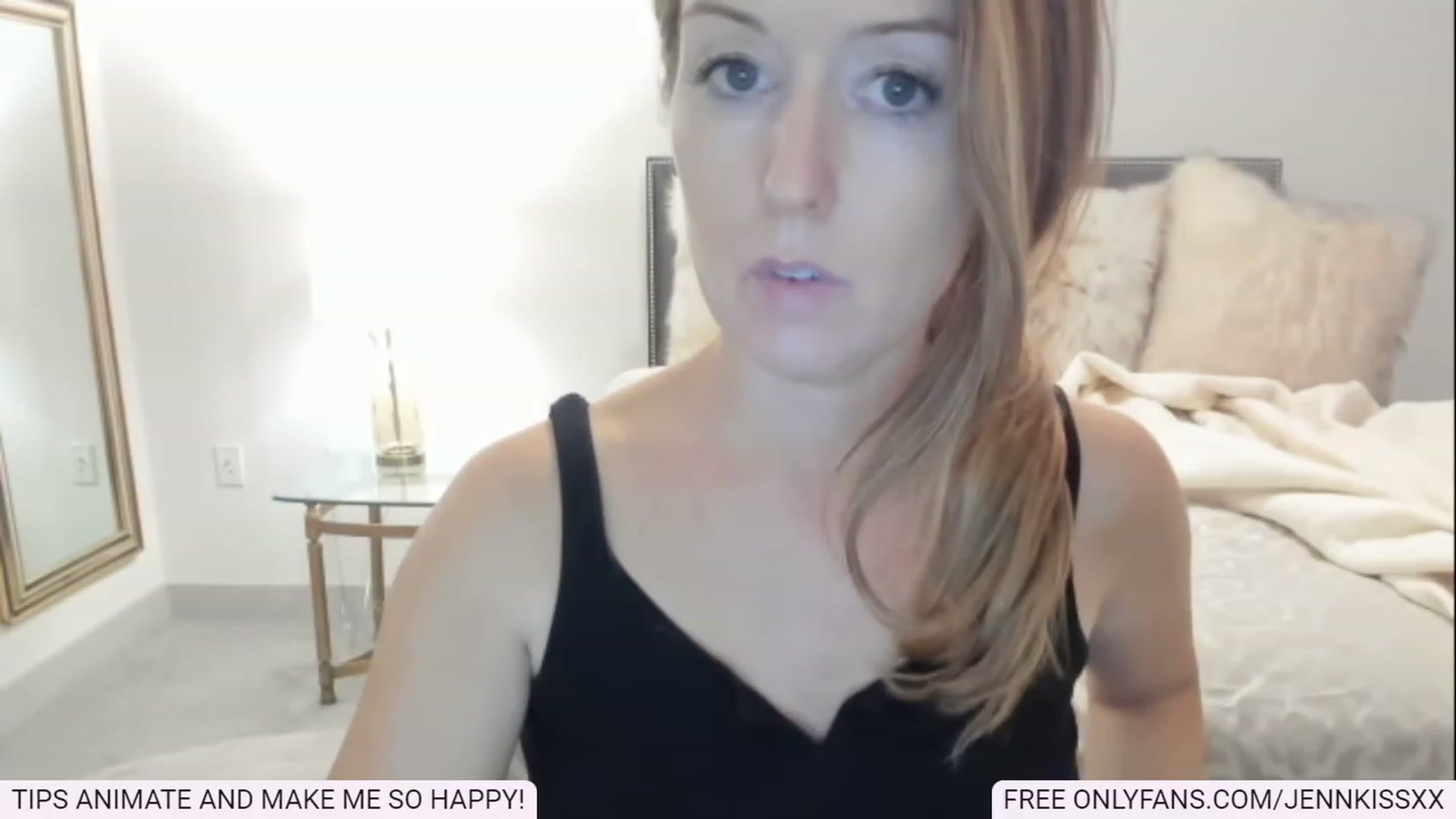 Gallery image thumbnail from Jenn_Kiss's myfreecams stream on, 12/21/2022, 02:21 image 14 of 20